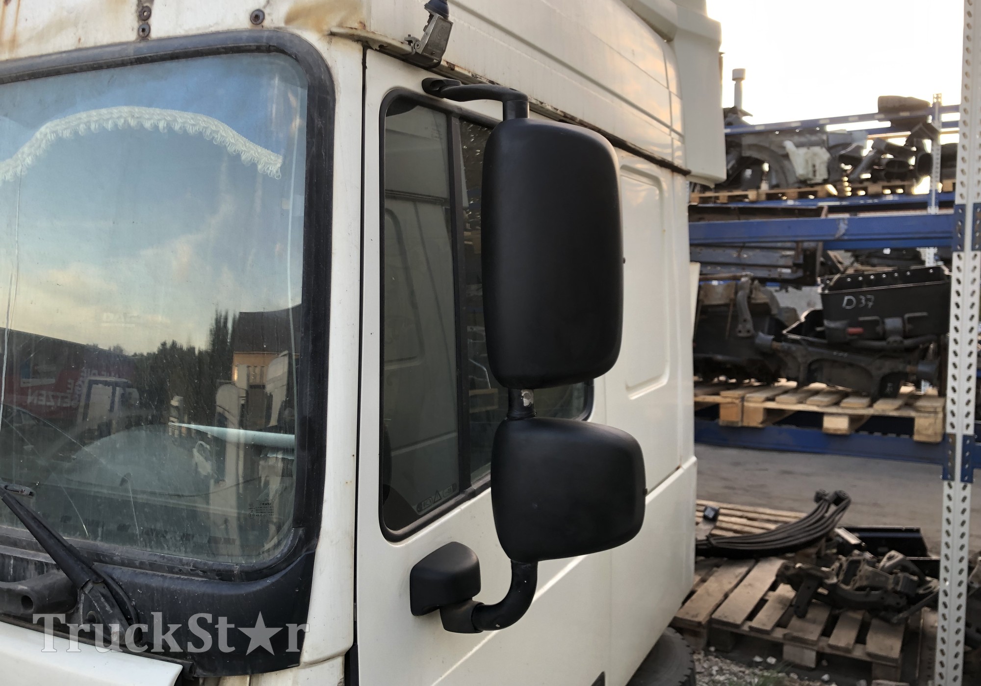 1787230 Зеркало заднего вида боковое левое для Daf