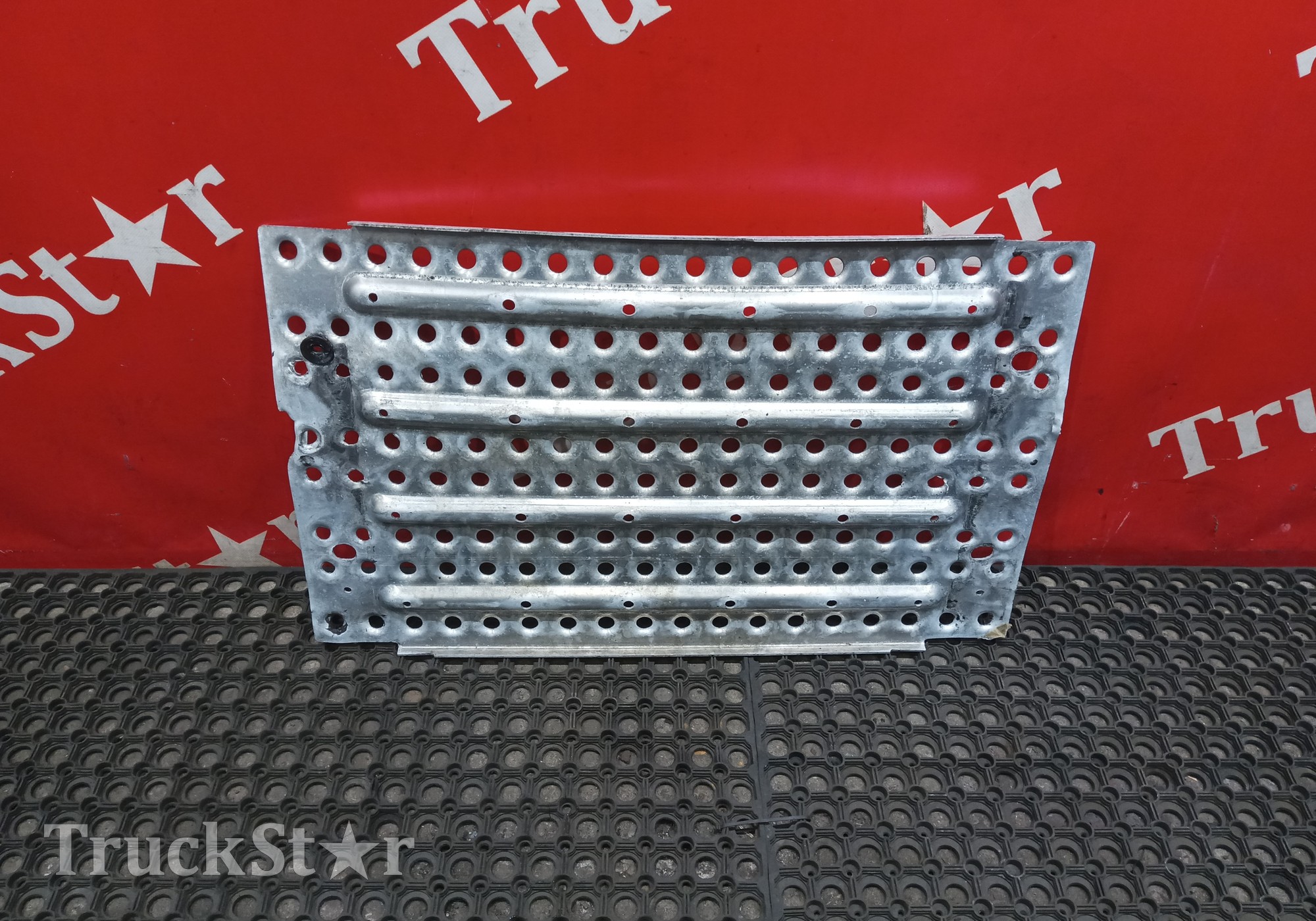 21593352 Трап на раму за кабиной для Volvo FH 4 (с 2012)