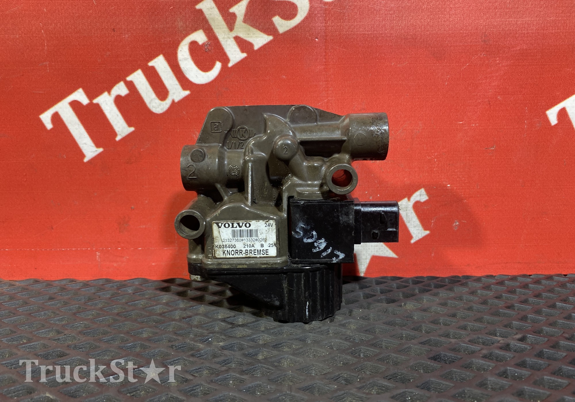 21327360 Кран ABS для Volvo FM