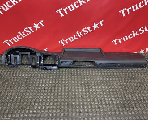 81617016361 Накладка торпедо для Man TGX I (с 2007)