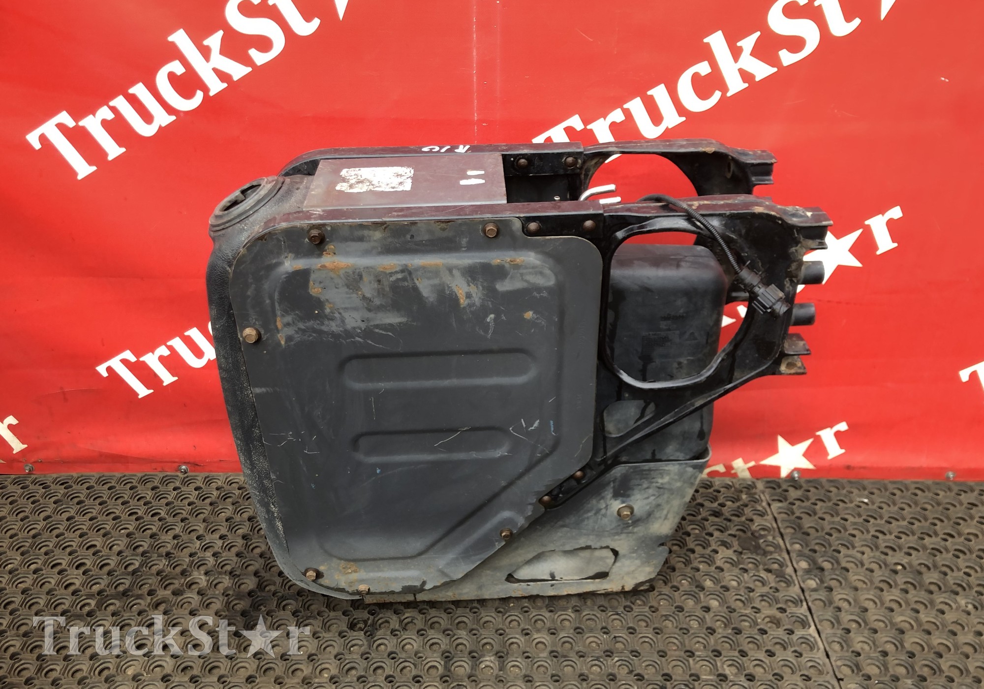 7421608837 Бак AdBlue в сборе для Renault Premium II (с 2005 по 2013)