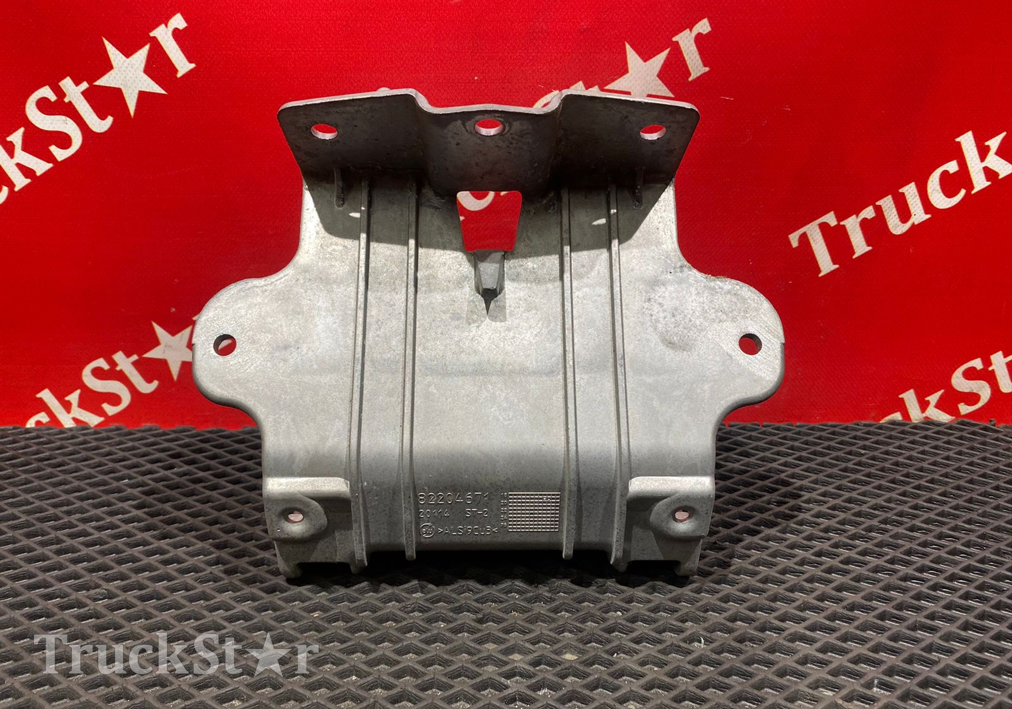 7482204671 Кронштейн рулевой колонки 2020г для Renault T (с 2013)