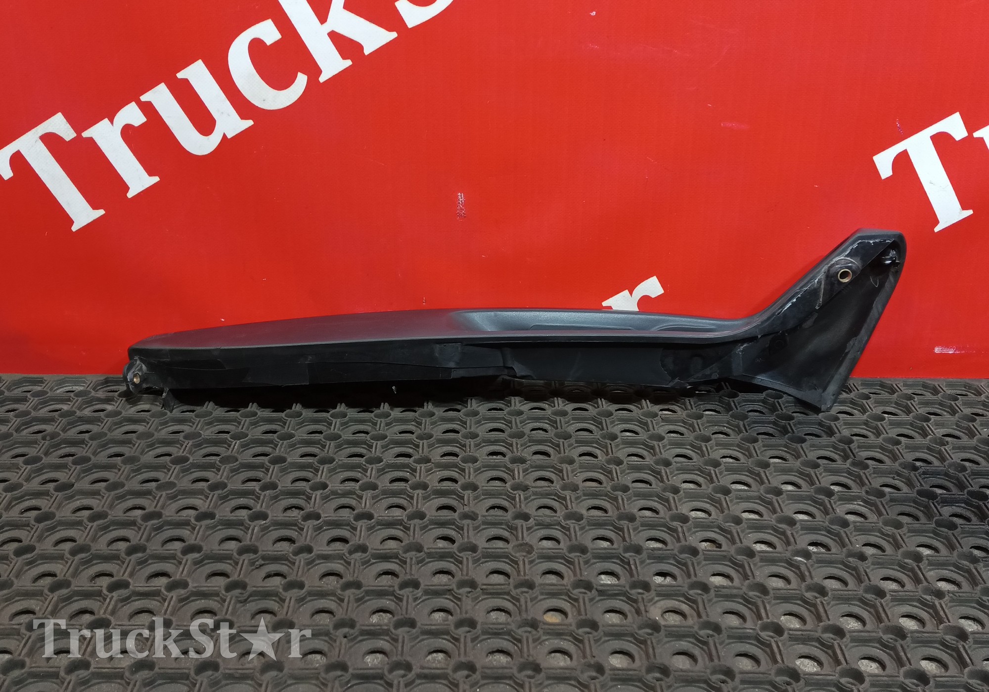 2176943 Подлокотник двери правой для Daf XF106