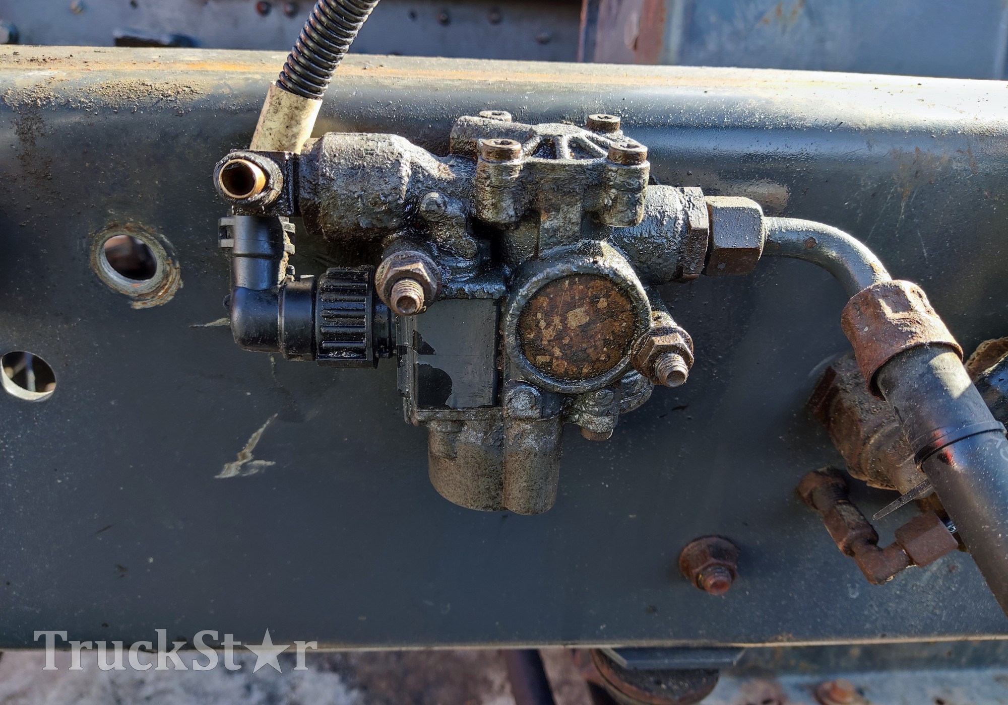 1304635 Кран ABS для Daf CF I (с 2000 по 2006)