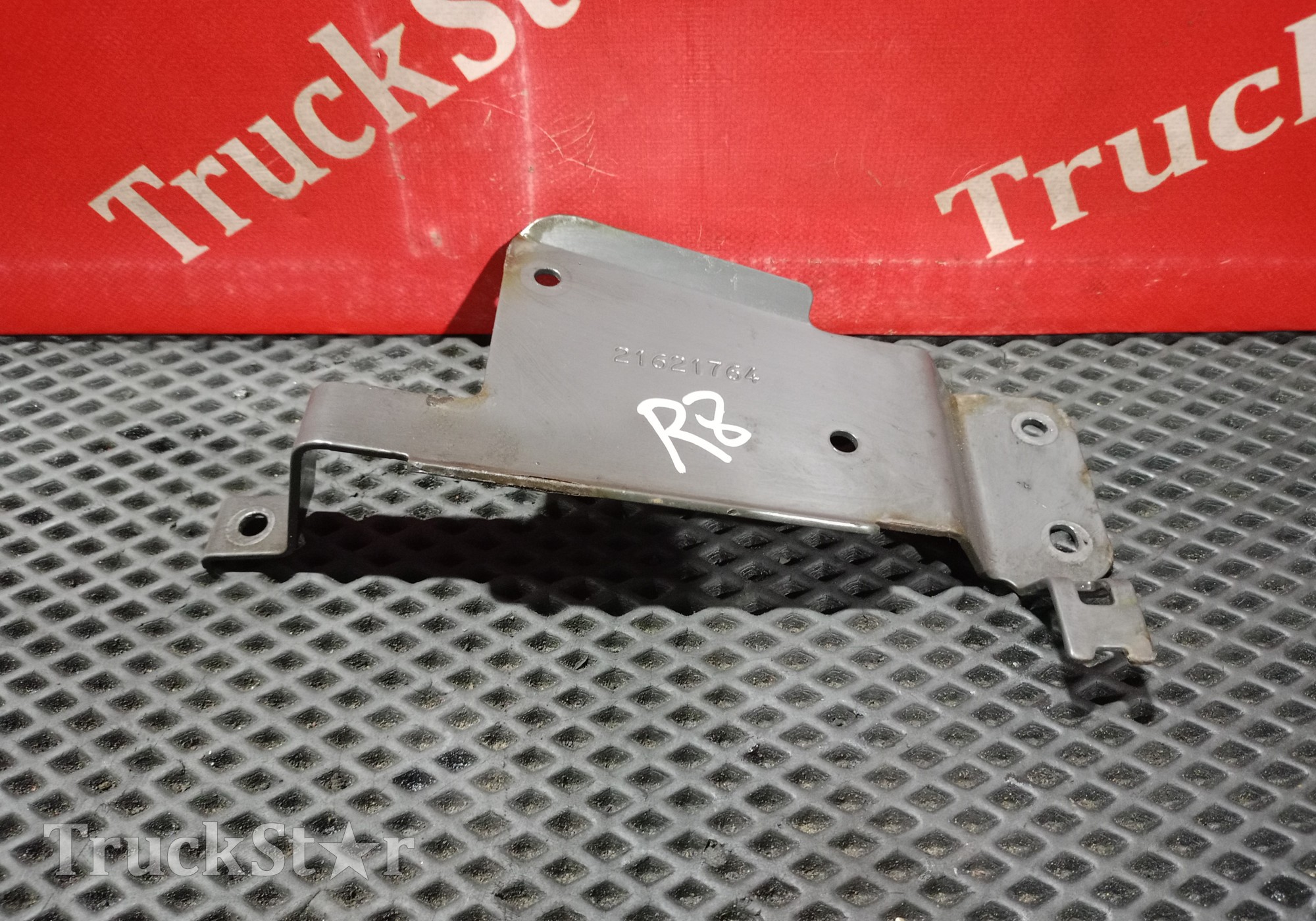 21621764 Кронштейн клапана уровня пола для Volvo