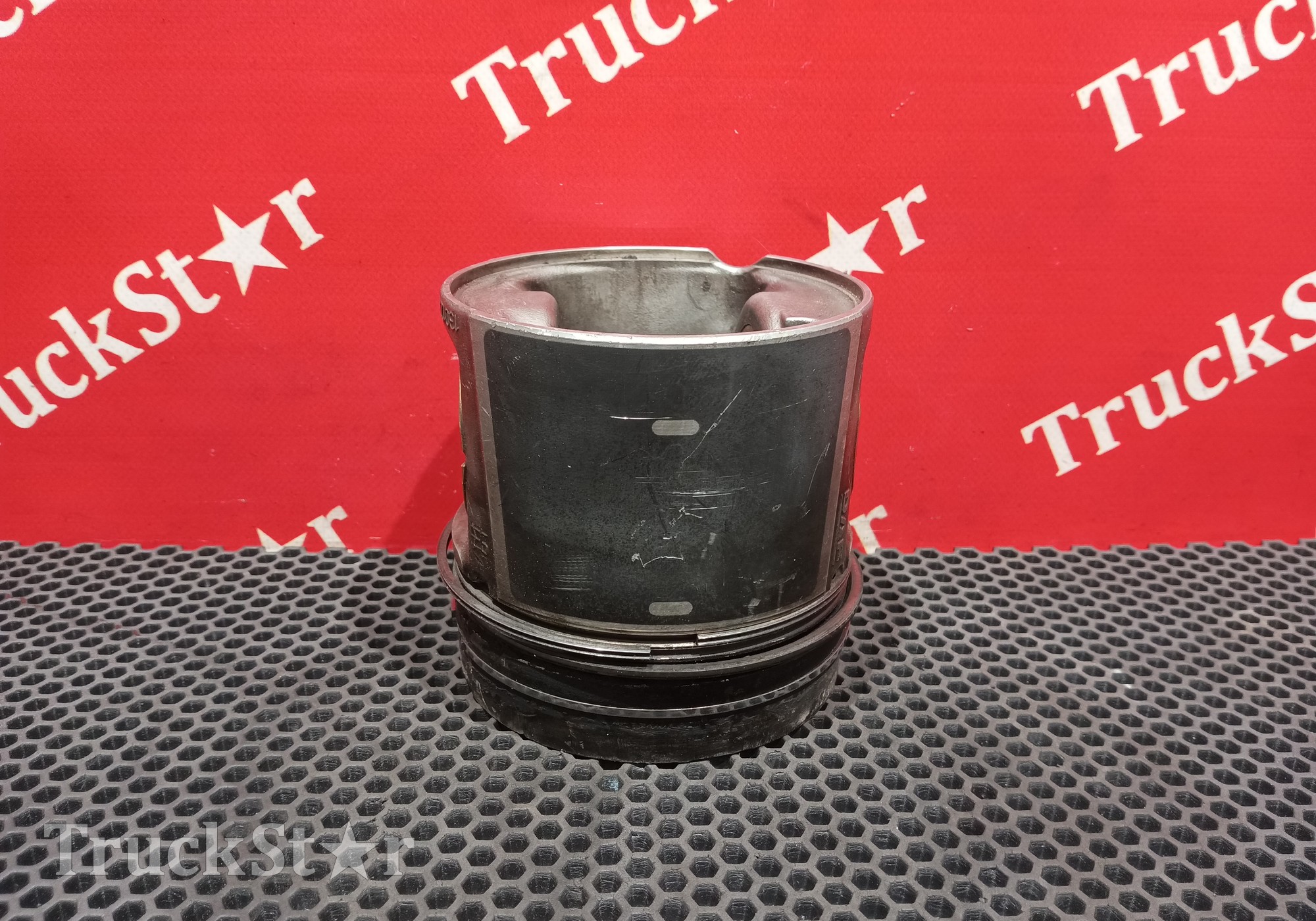 1865030 Поршень ДВС для Daf CF