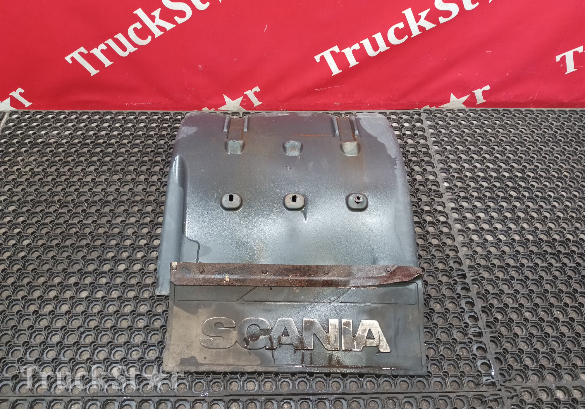 1357600 Крыло заднее для Scania 4-series P (с 1995 по 2007)