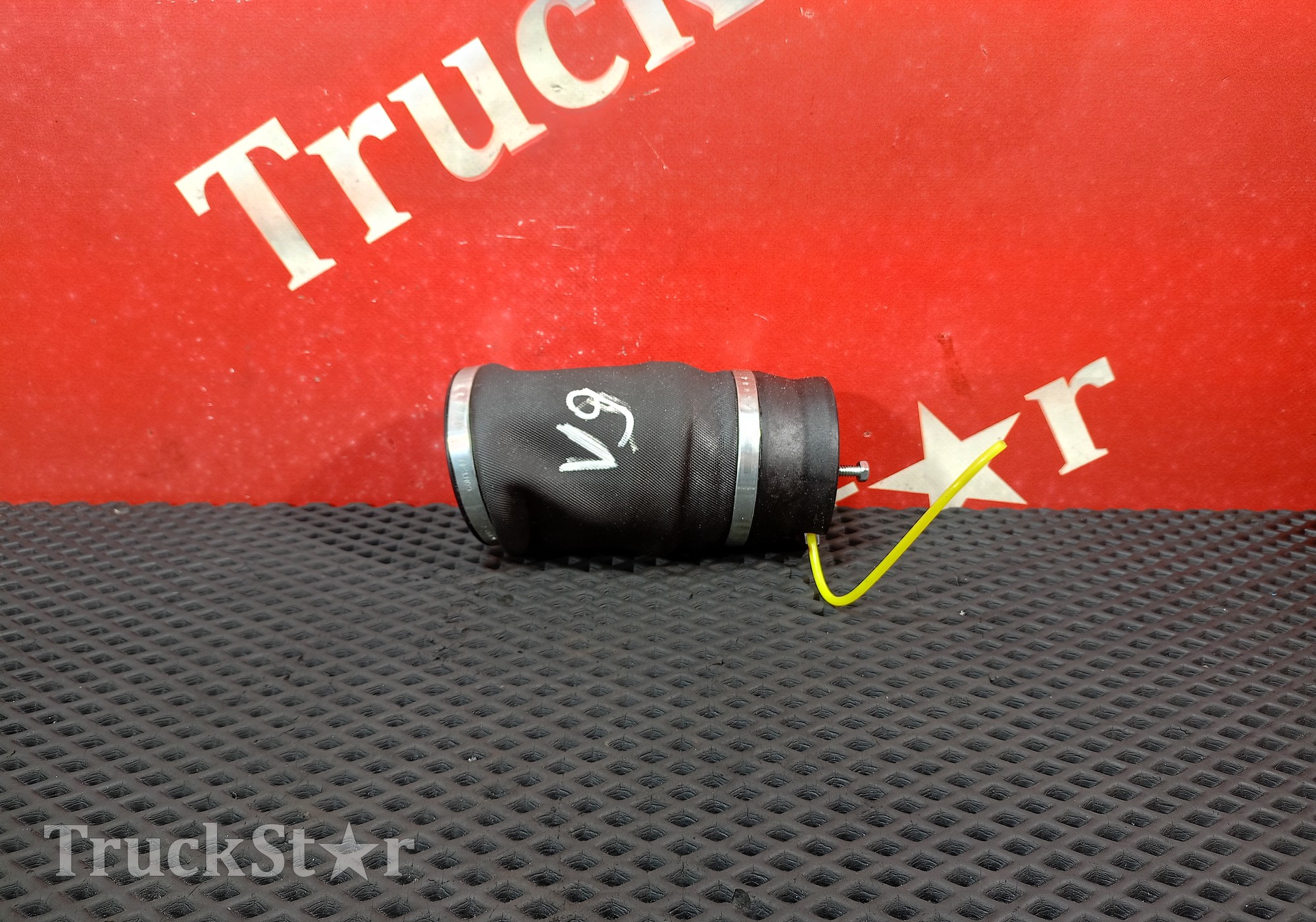 20443545 Подушка сиденья 2022г. для Volvo FM