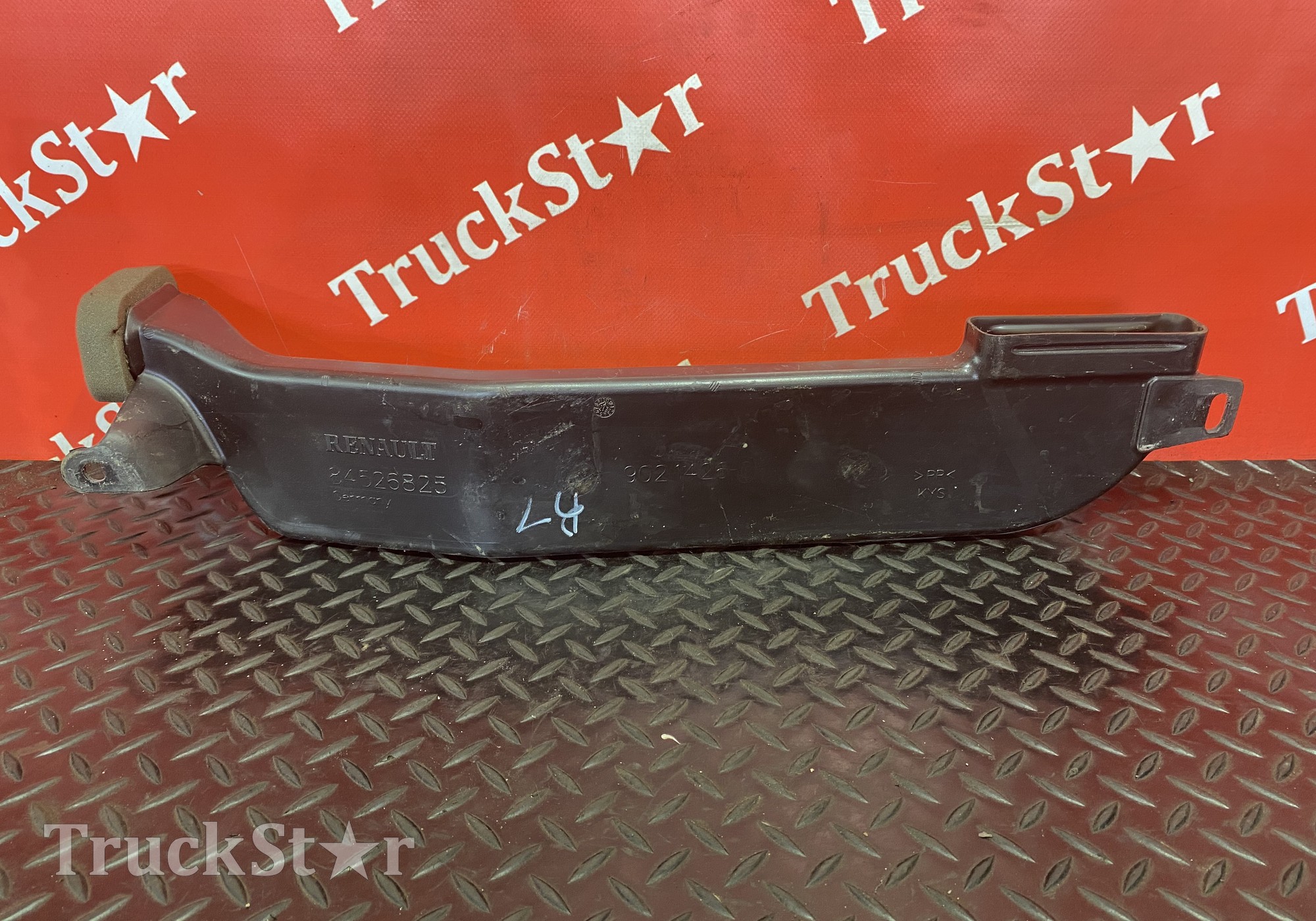 84526825 Воздуховод отопителя для Renault T (с 2013)