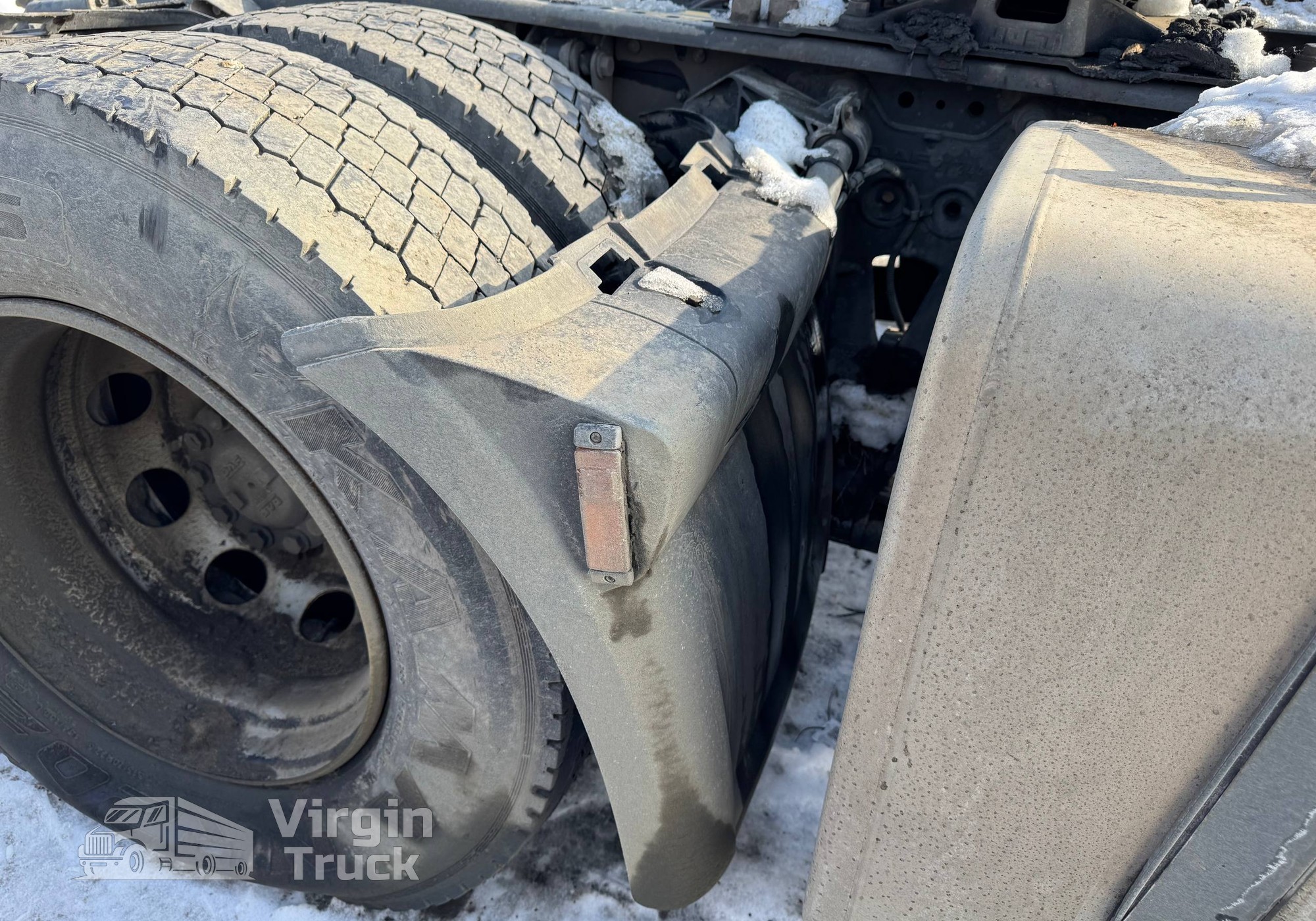 1875549 Крыло заднее правое передняя часть 2021г. для Daf XF106