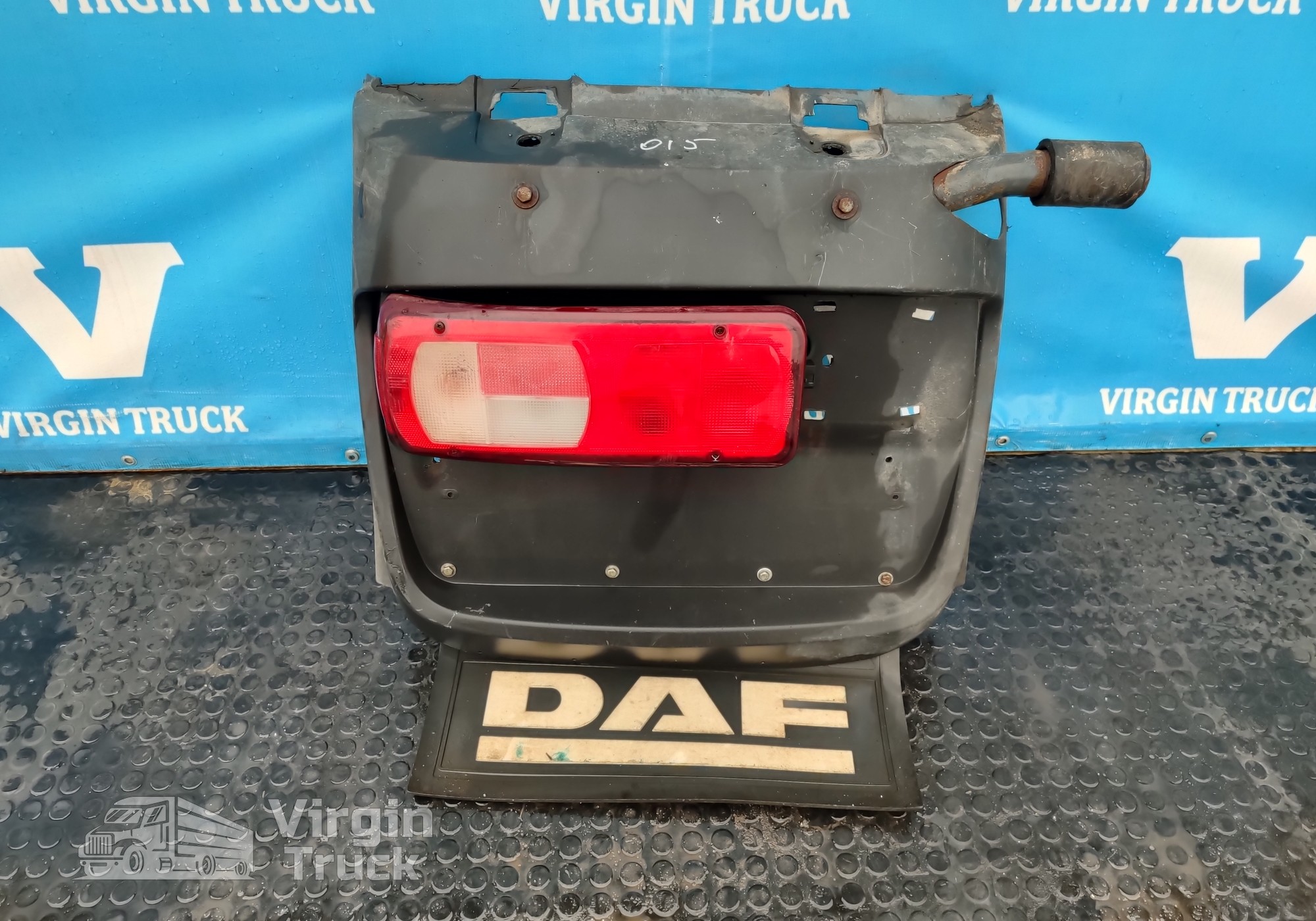 1875553 Крыло заднее левое для Daf XF106