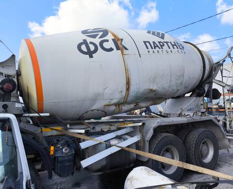 P53006053622 Автобетоносмеситель LIEBHERR HTM 1004 для Mercedes-Benz Arocs (с 2013)