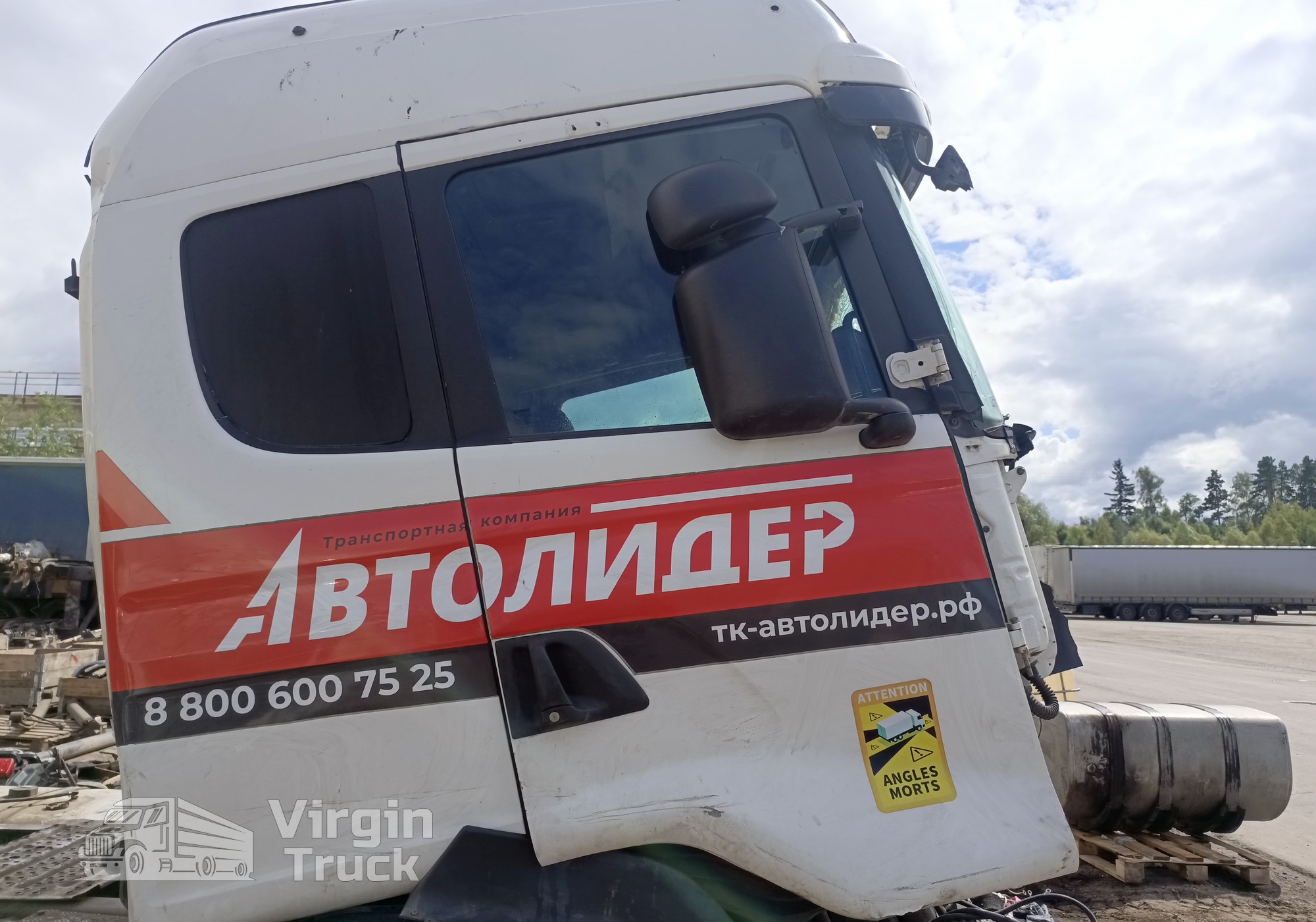 1476535 Дверь правая в сборе для Scania 5-series R (с 2004 по 2016)
