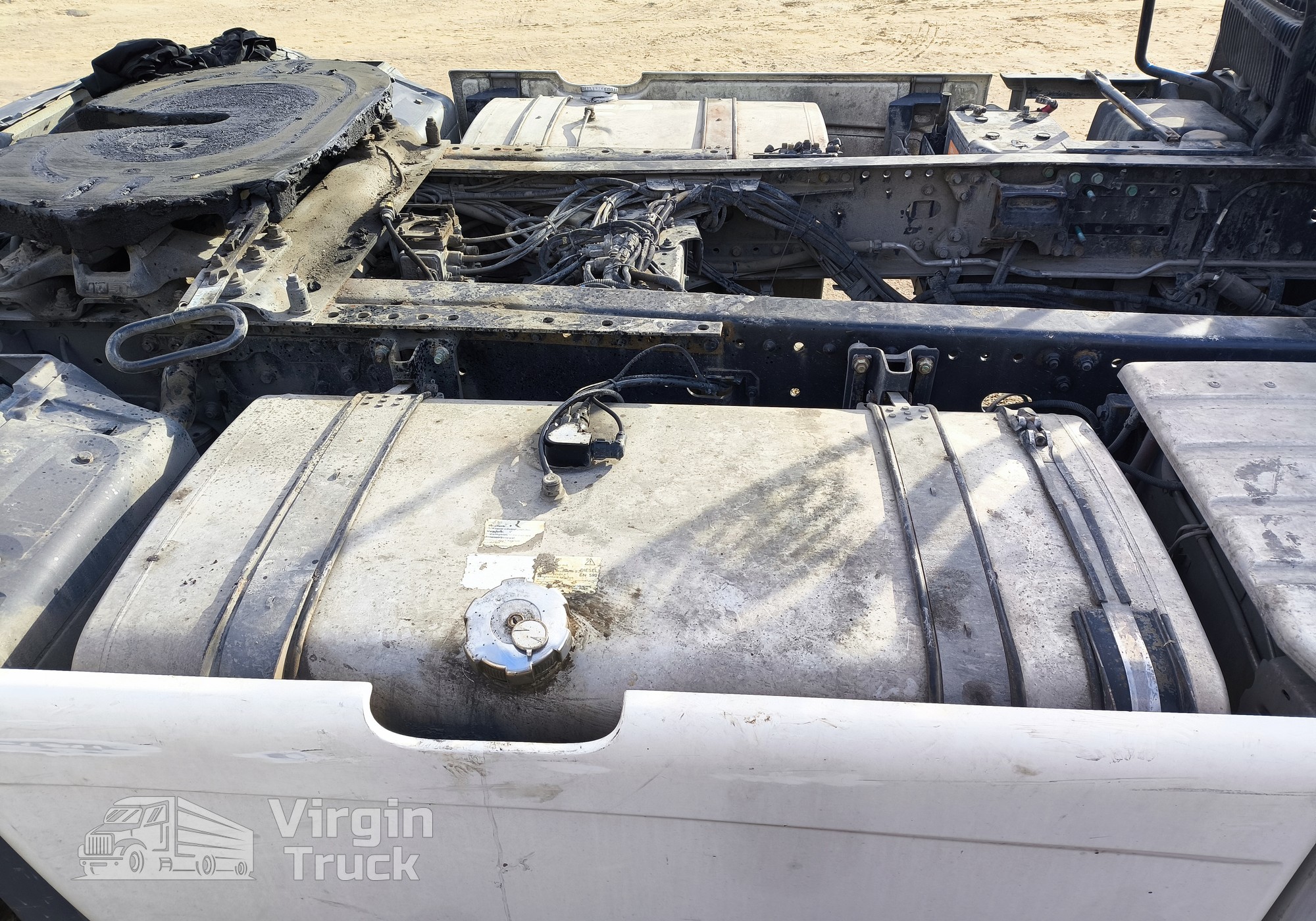 81122015885 Бак топливный 490L для Man TGX II (с 2012)