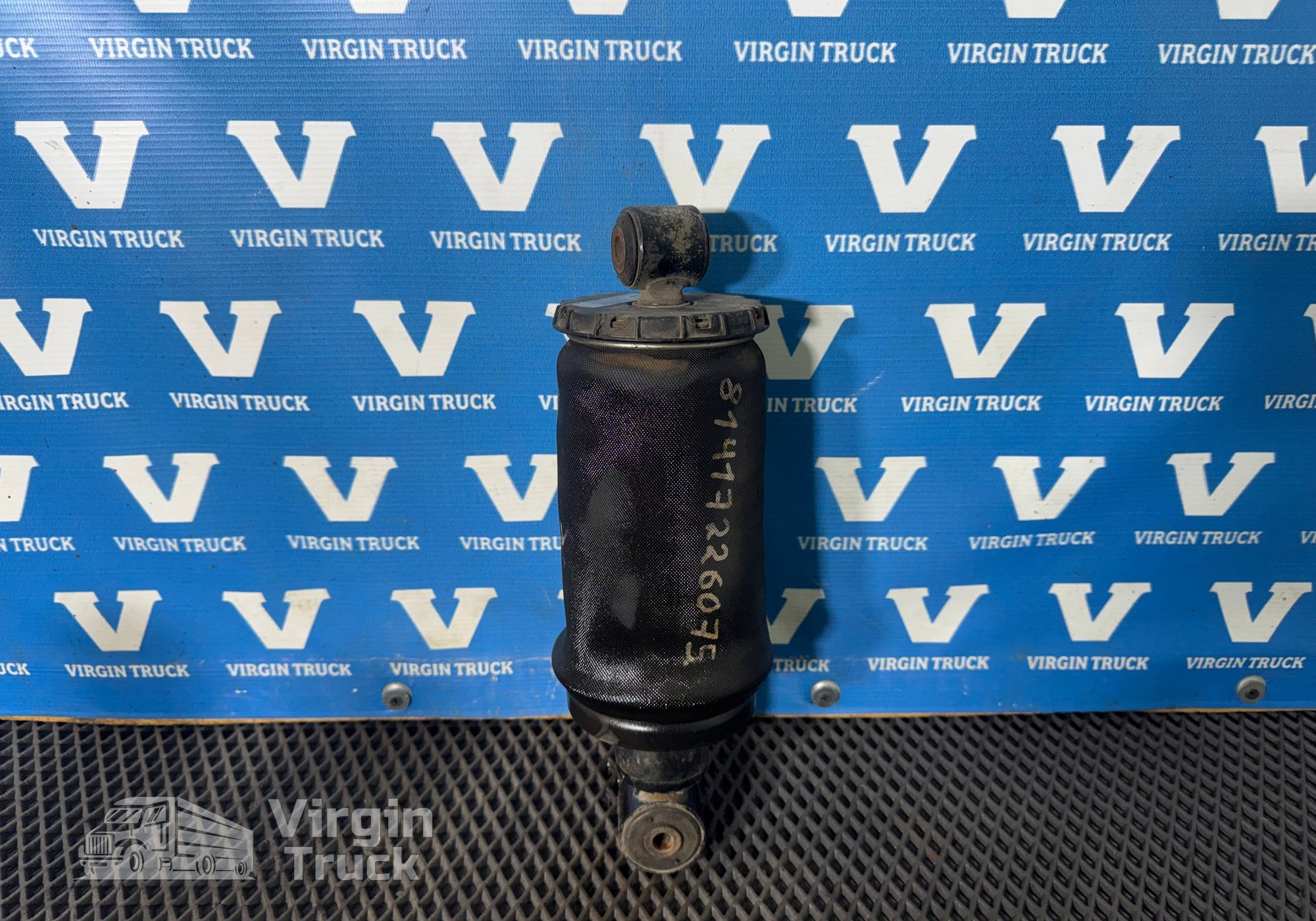 81417226075 Подушка кабины задняя для Man TGA