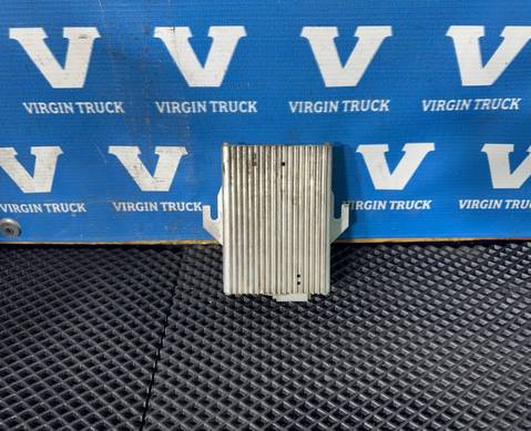 5010589393 Преобразователь напряжения 10А для Renault Kerax