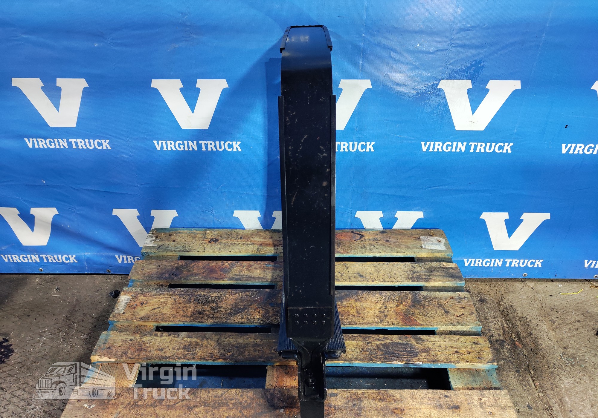 11011002005 Кронштейн для Faw J7 (с 2018)