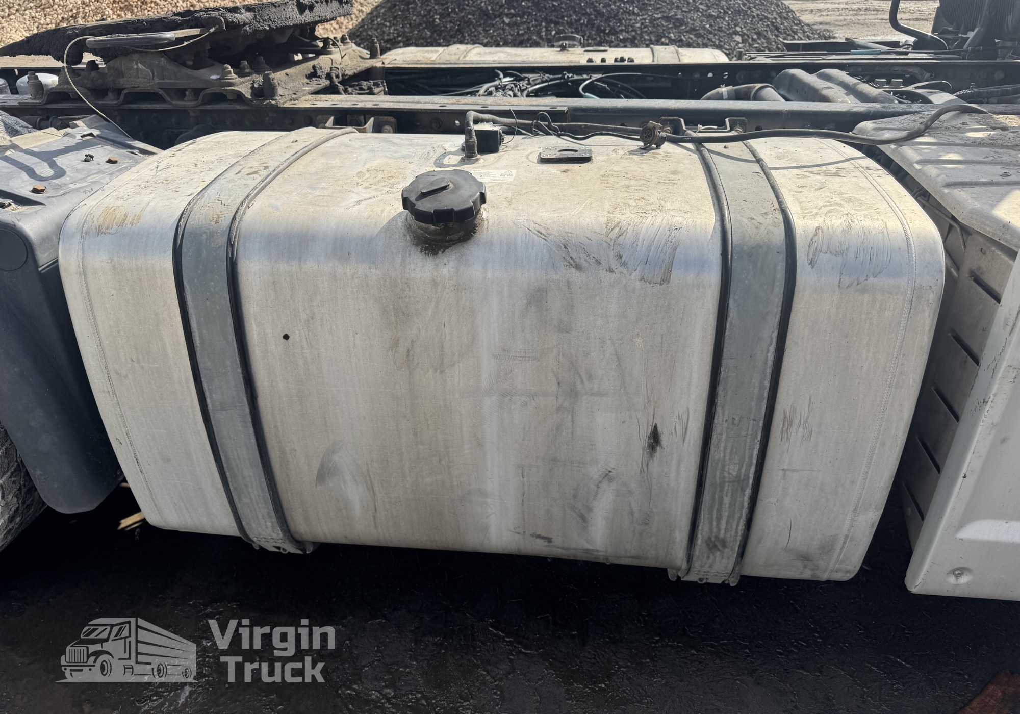 81122015887 Бак топливный в сборе 580L 2018г. для Man TGS