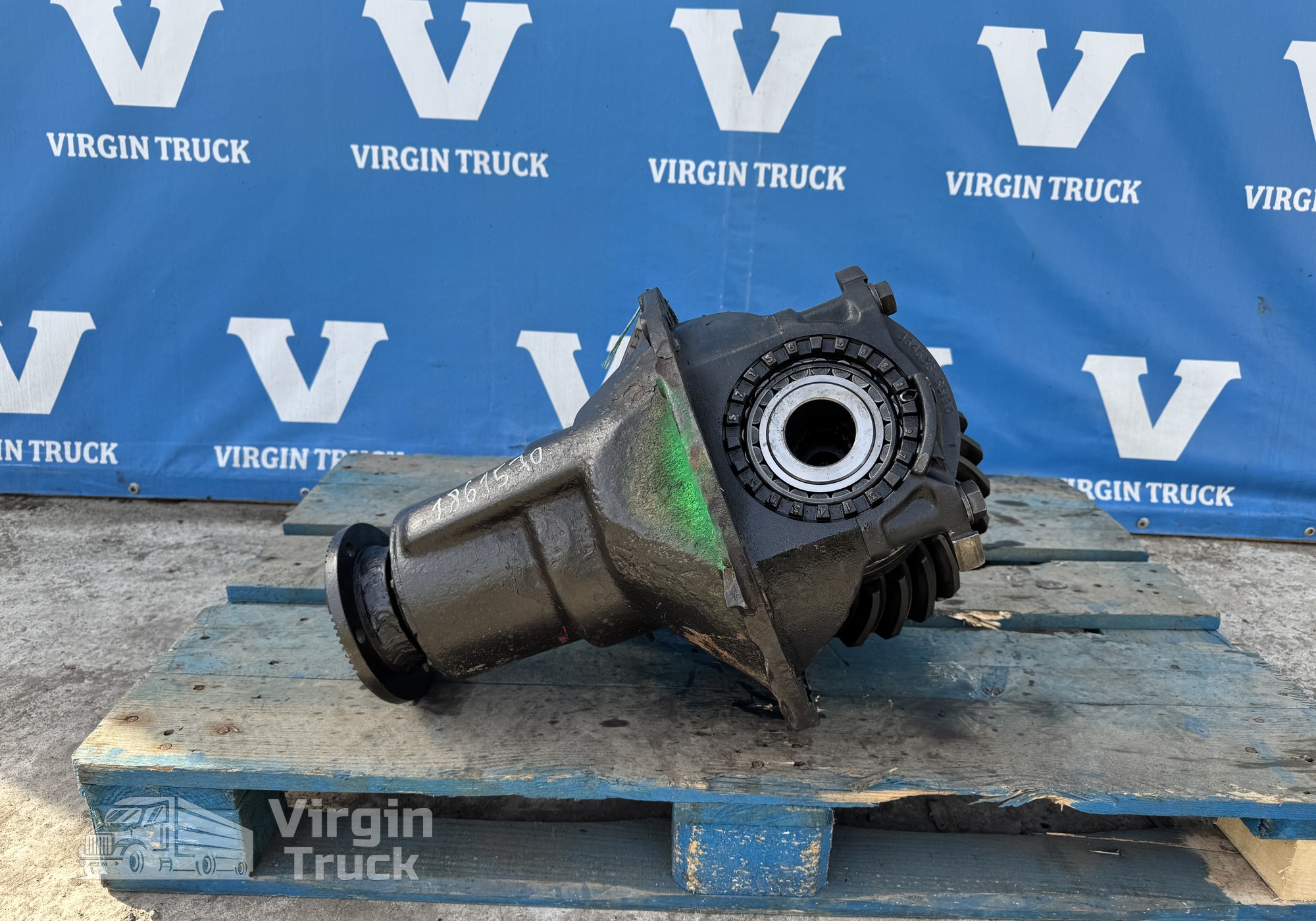 1861570 Редуктор заднего моста RP832 3.9