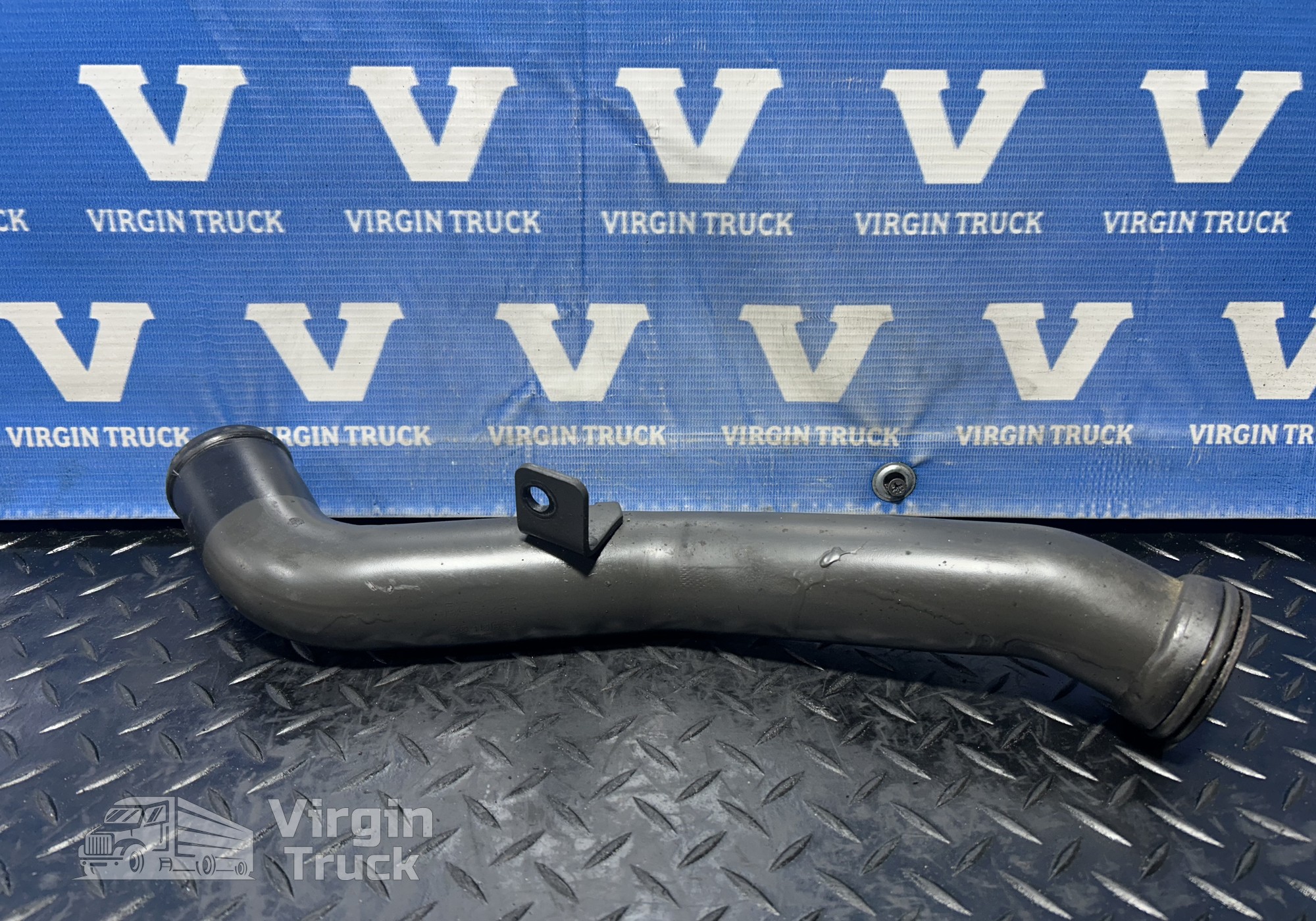 2040691 Патрубок для Daf XG (с 2021)