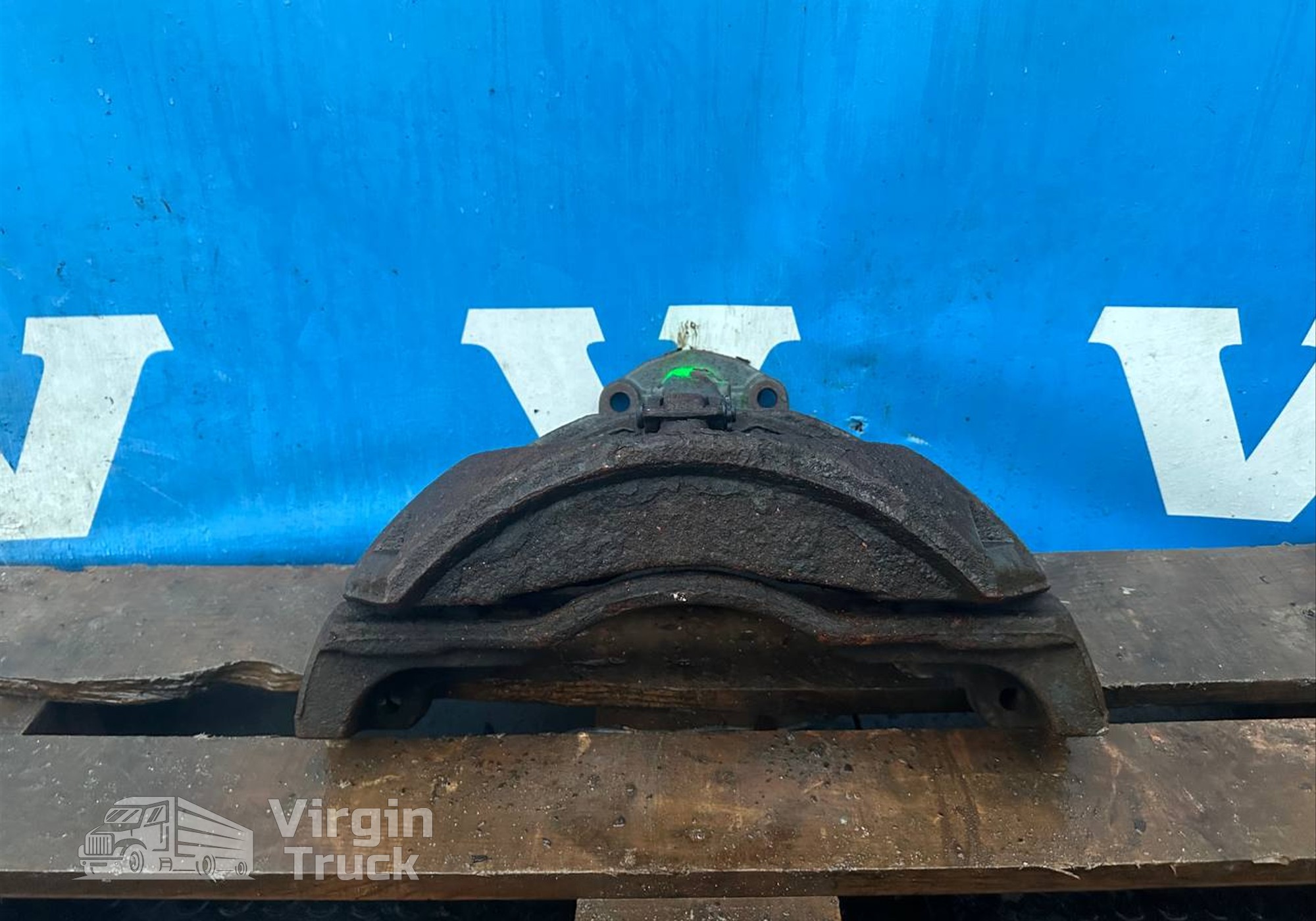 1658010 Суппорт передний правый/задний левый для Daf XF105 (с 2005)