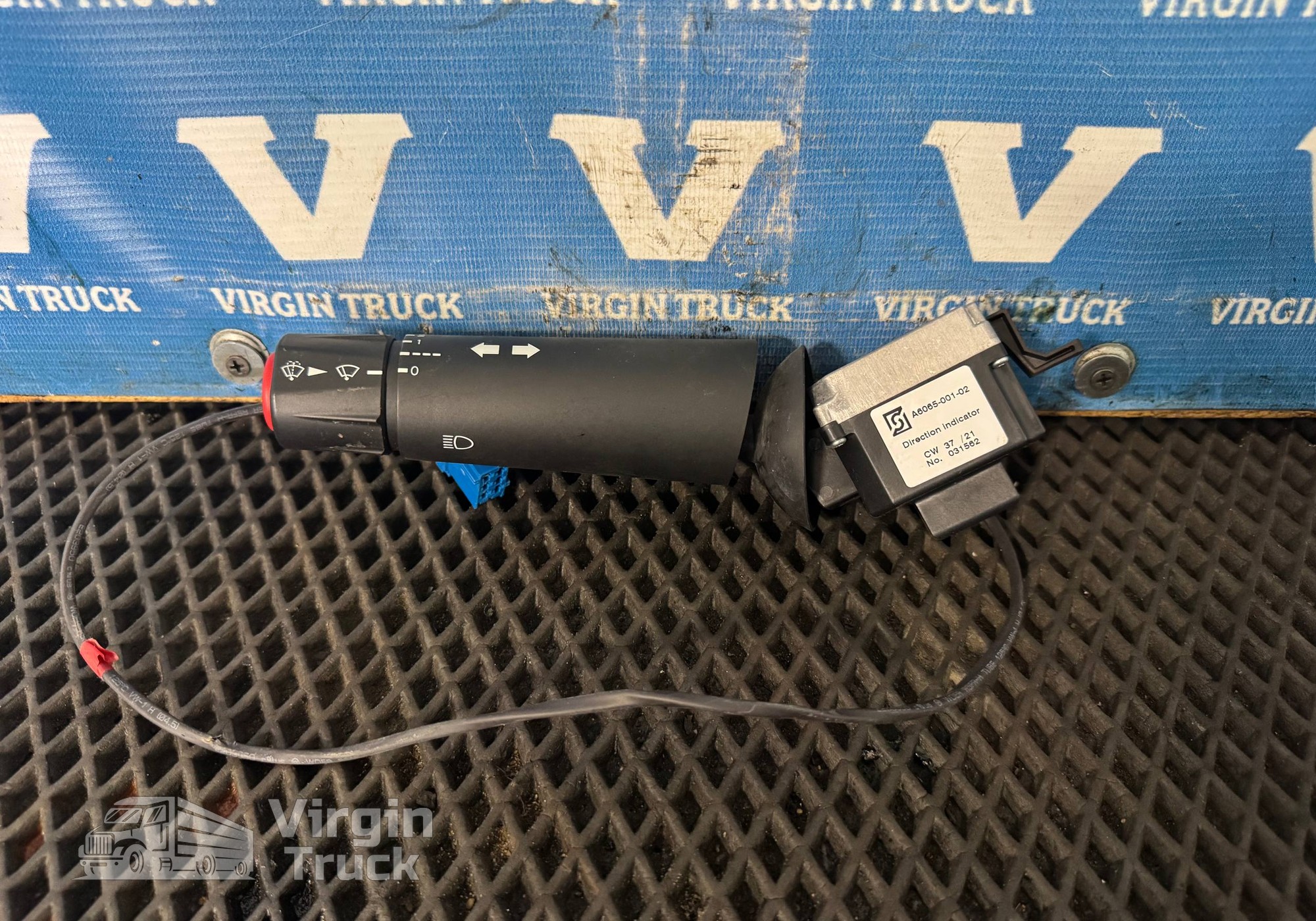 606500102 Переключатель подрулевой левый 2021г. для КАМАЗ