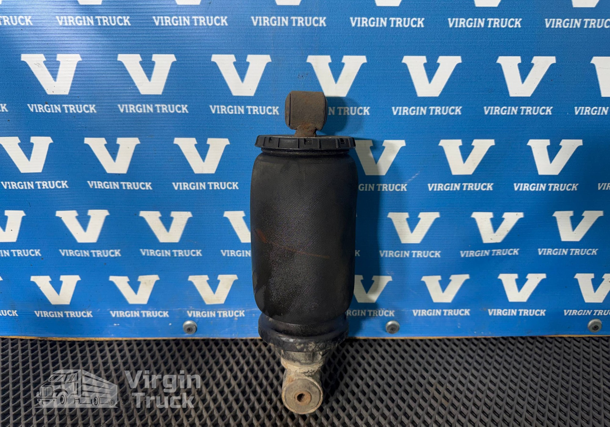 81417226075 Подушка кабины задняя для Man TGS