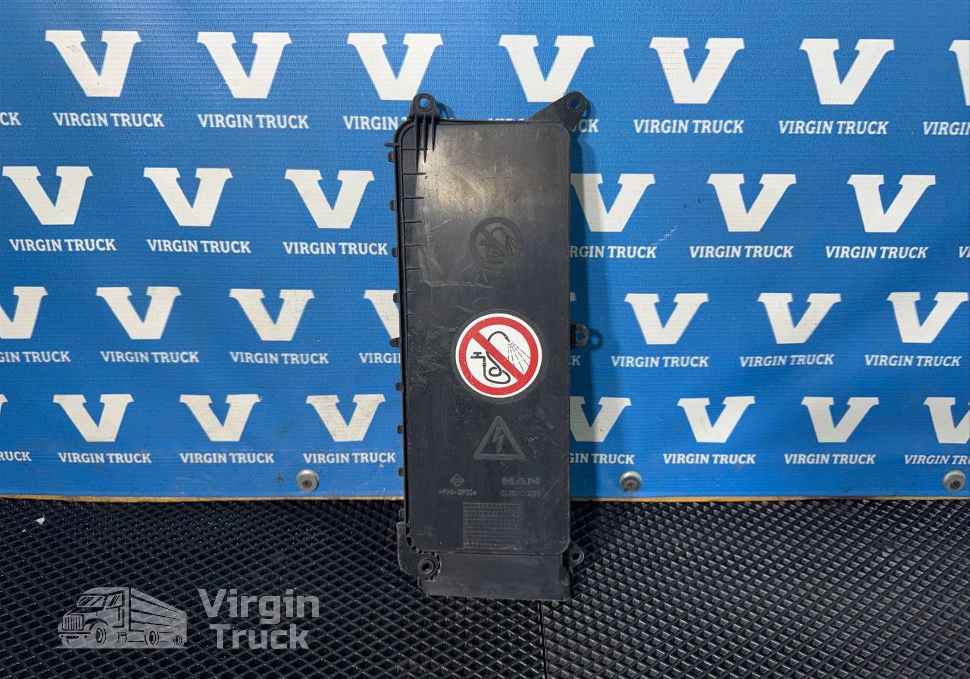 81624100077 Крышка блока предохранителей для Man TGS II (с 2012)