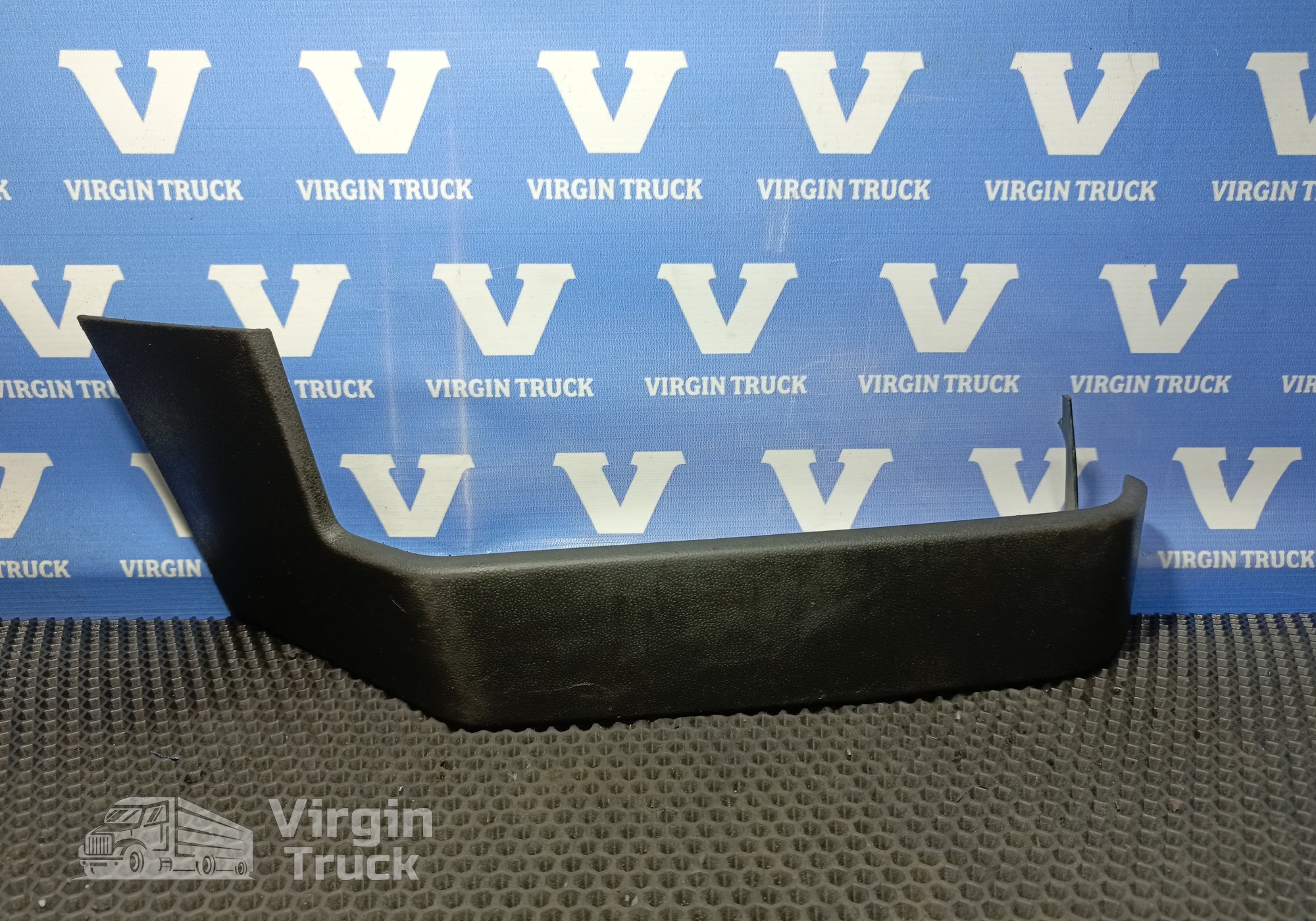 82293955 Накладка панели приборов для Volvo FH 4 (с 2012)