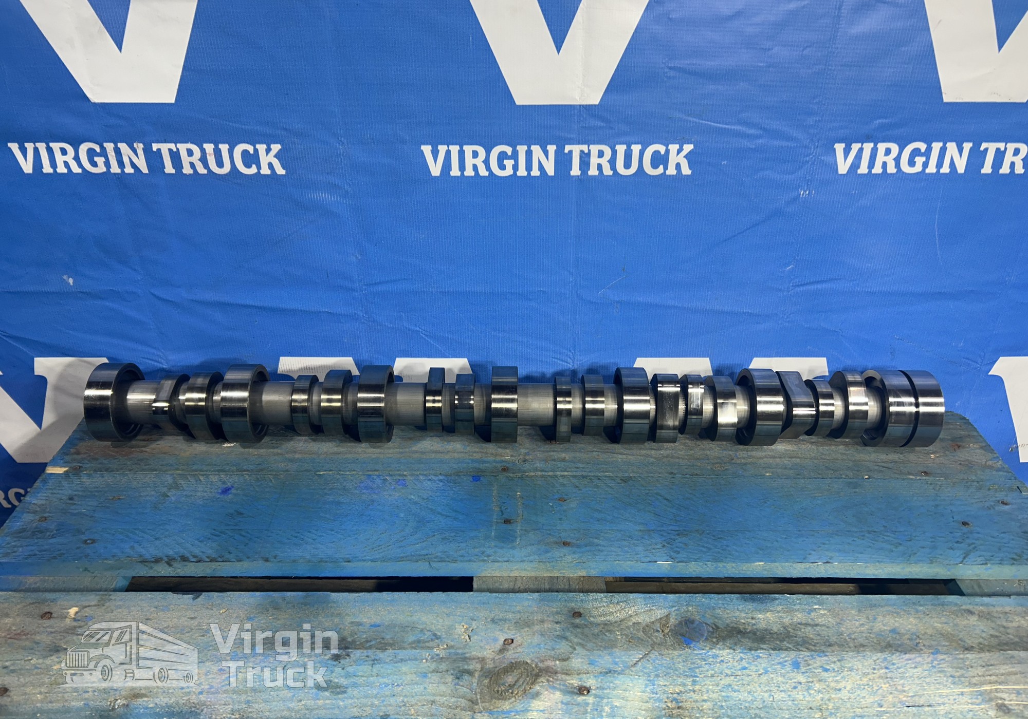 2112479 Распредвал для Daf XF106 (с 2012)