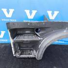 1836304 Корпус подножек левый