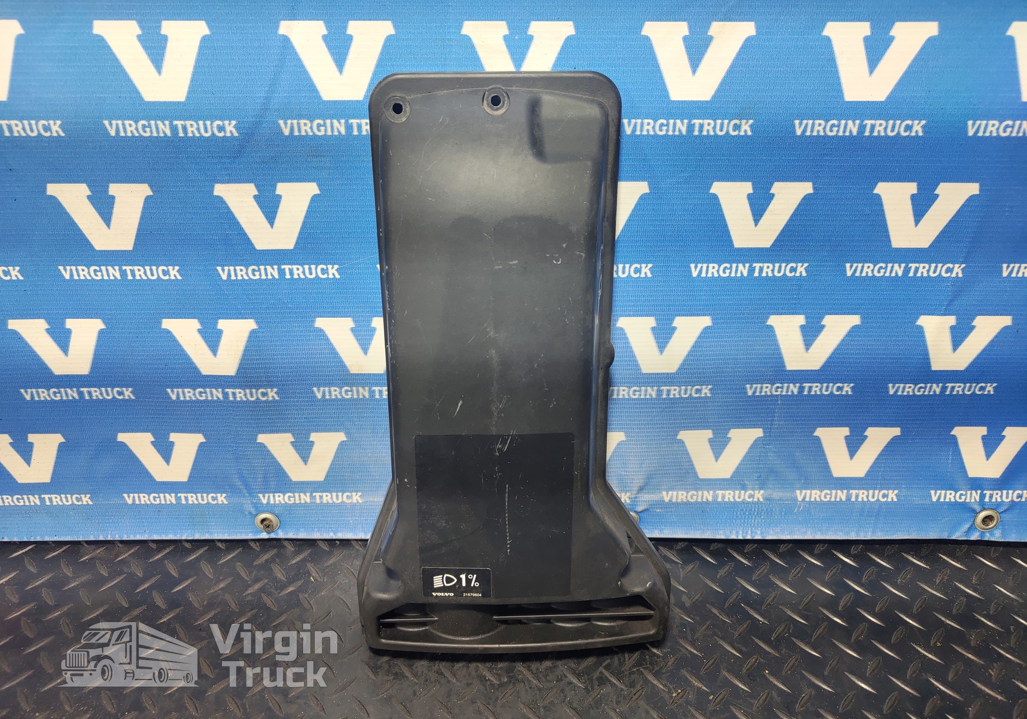 84151224 Крышка для Volvo FH 4 (с 2012)