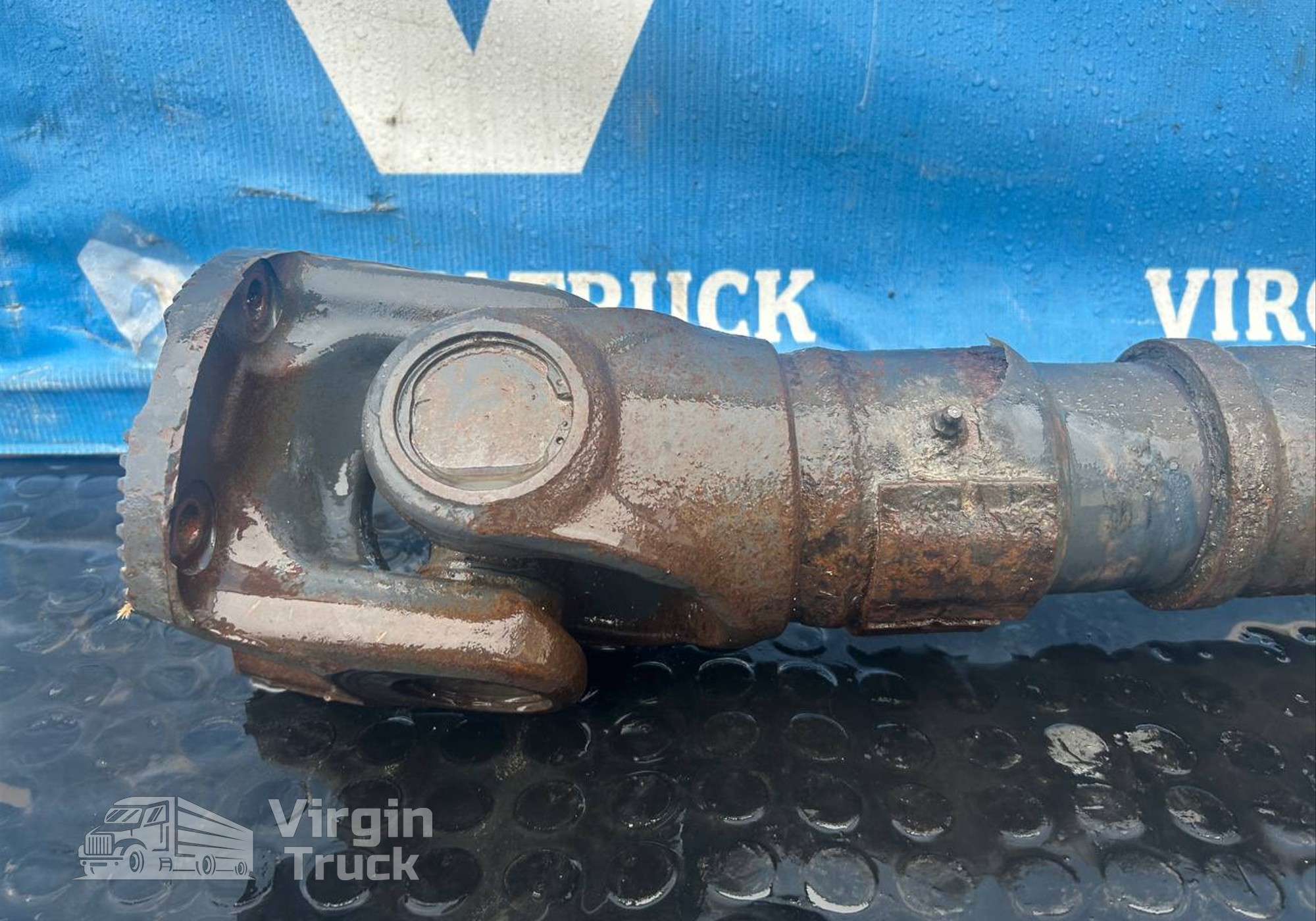 3894103302 Вал карданный межосевой 720мм для Mercedes-Benz Actros MP3 (с 2008)