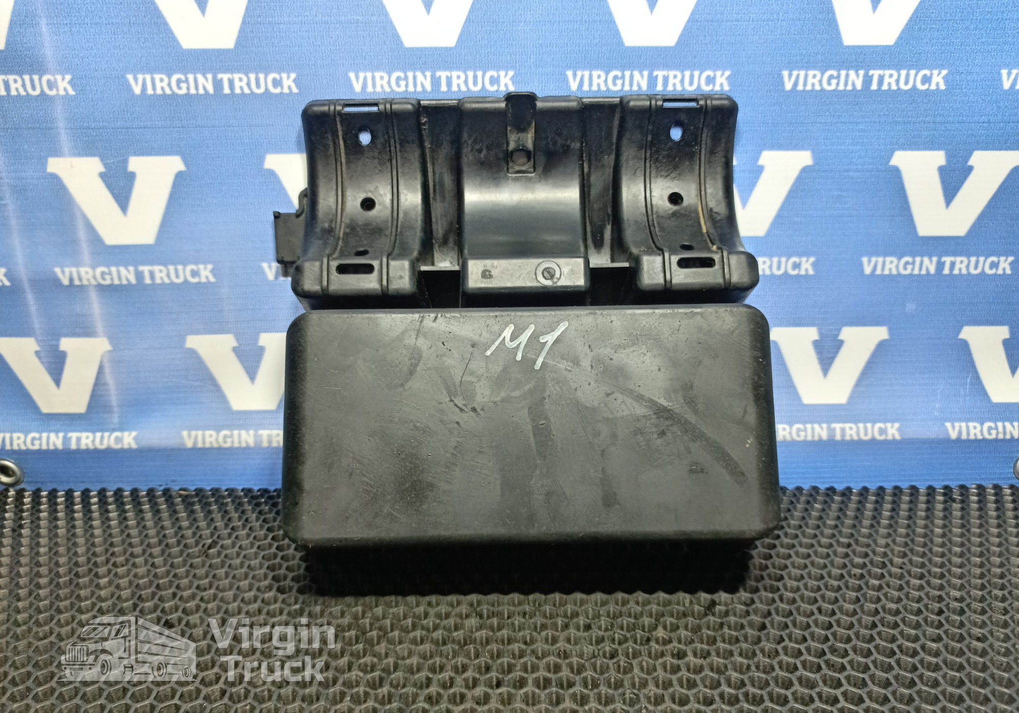 81276400019 Кронштейн блока управления круиз-контр для Man TGS