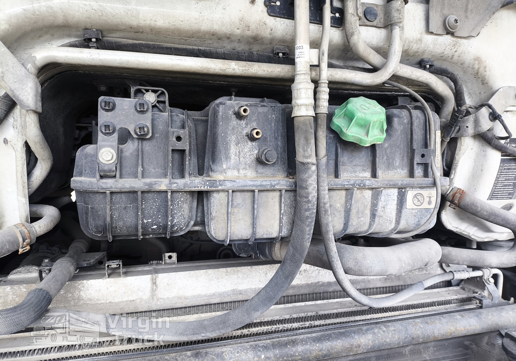 9605014203 Бачок расширительный 2021г. для Mercedes-Benz Actros