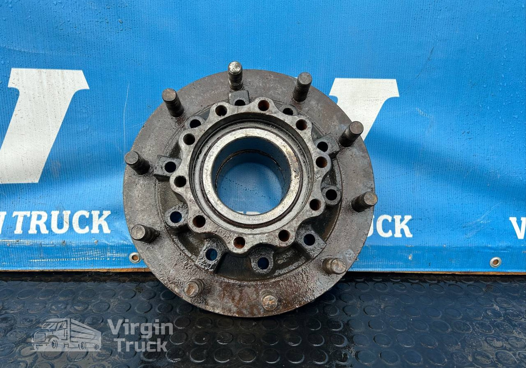 81357013155 Ступица задняя