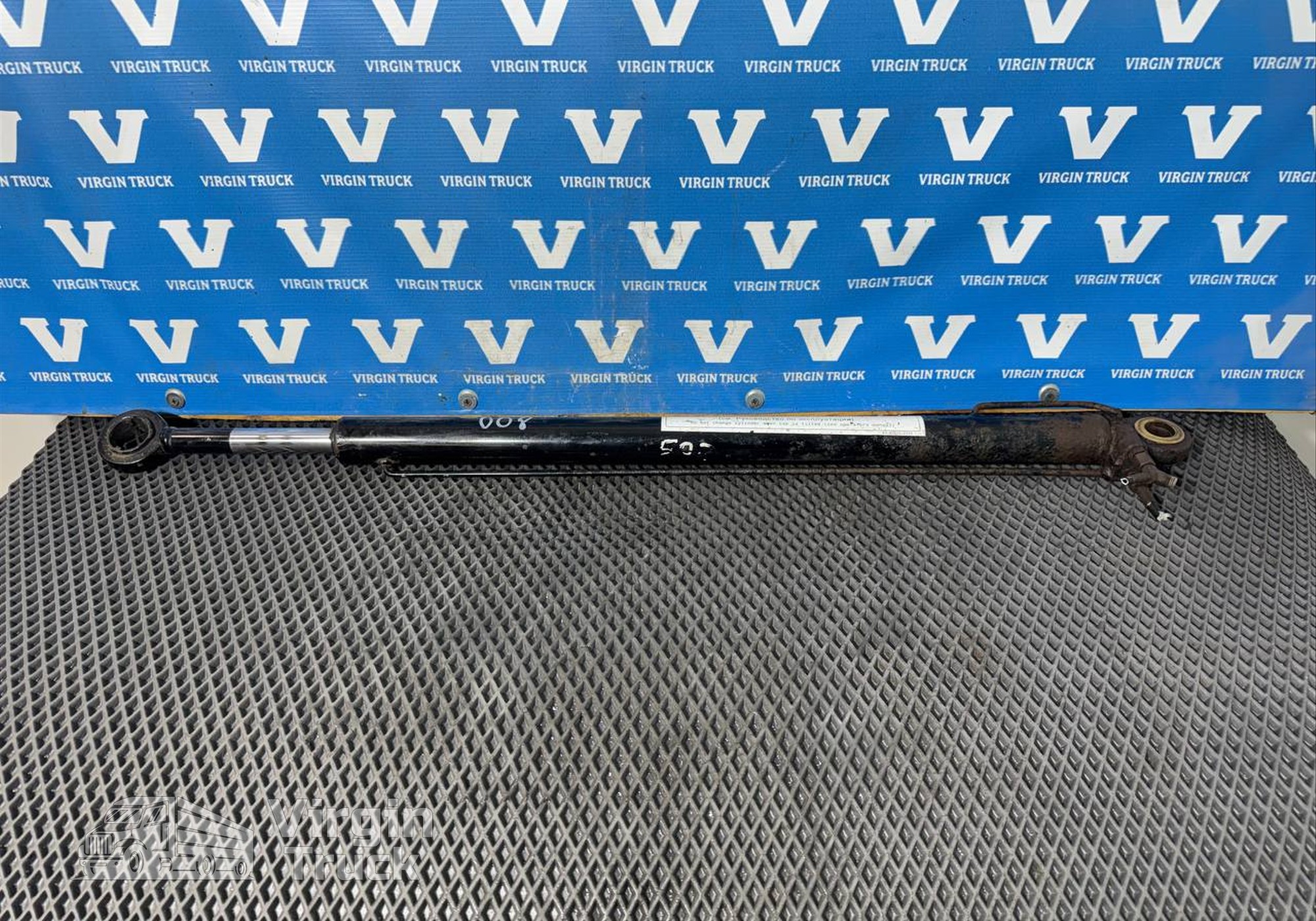 81978122534 Цилиндр подъем кабины