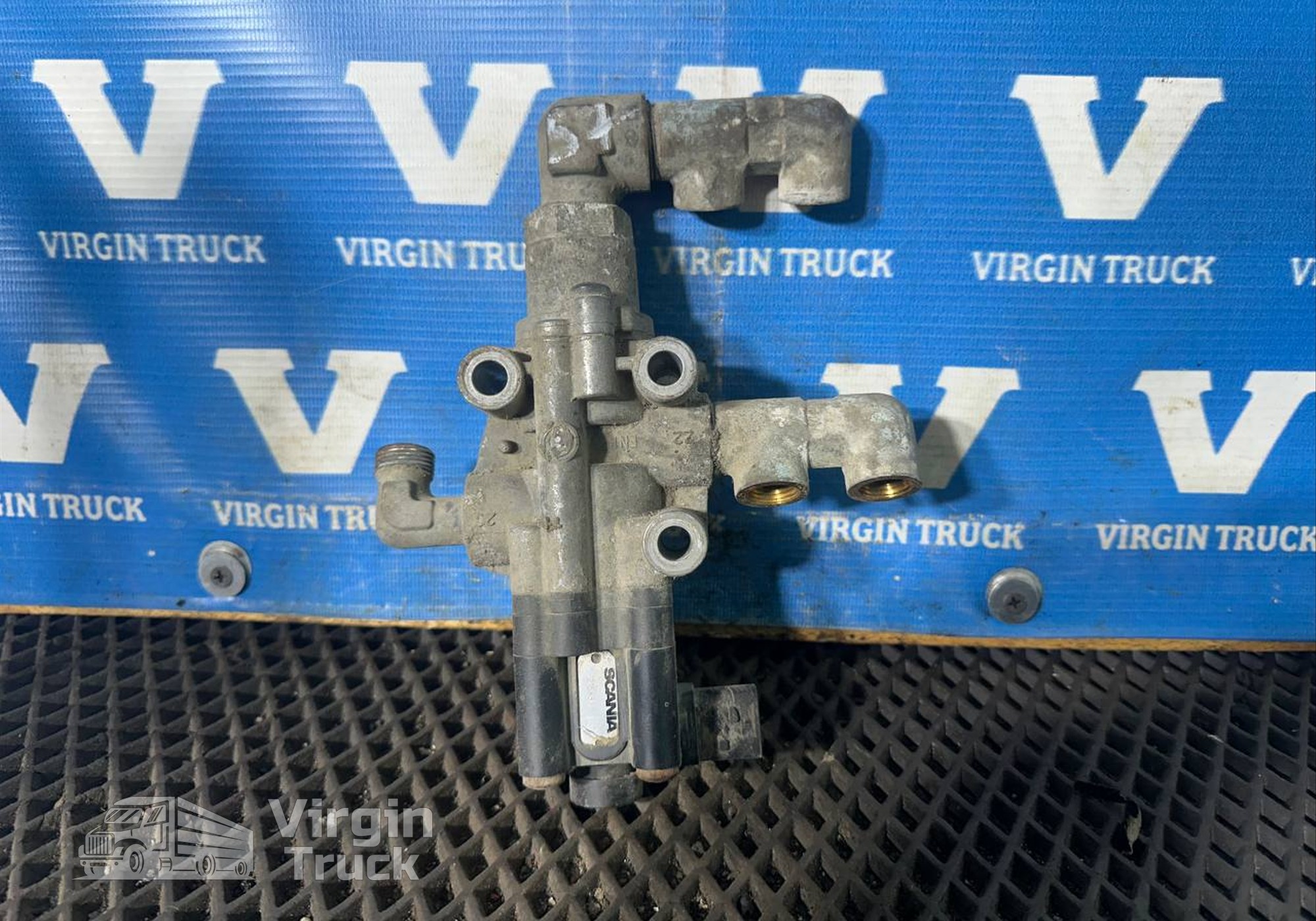 2158373 Клапан ускорительный для Scania 6-series