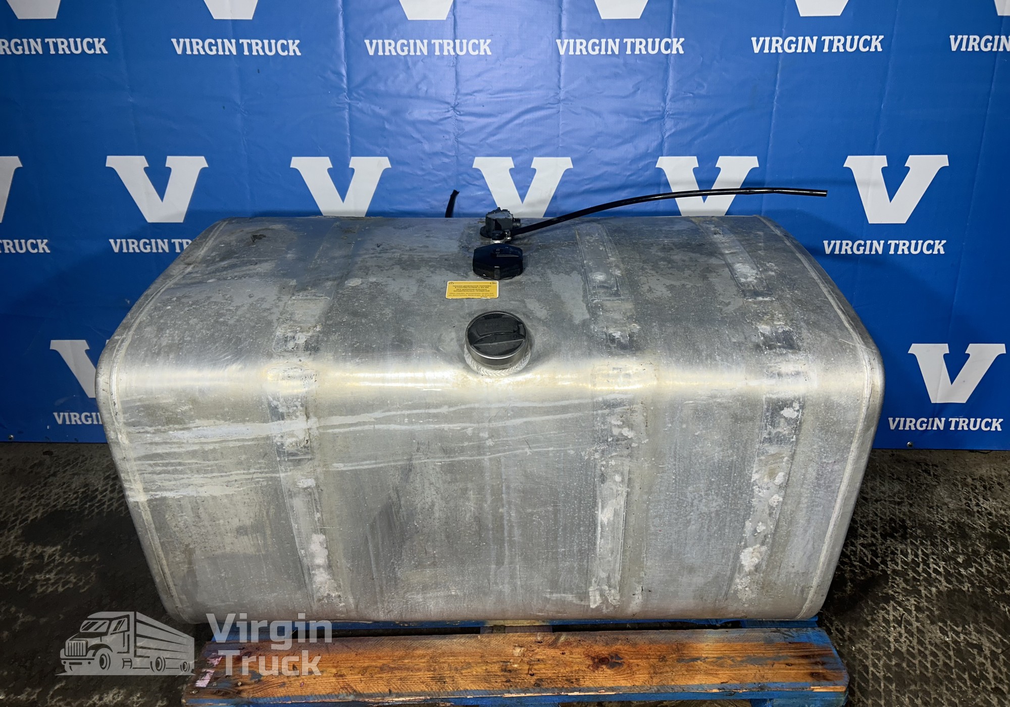 Бак топливный для Разные Грузовики