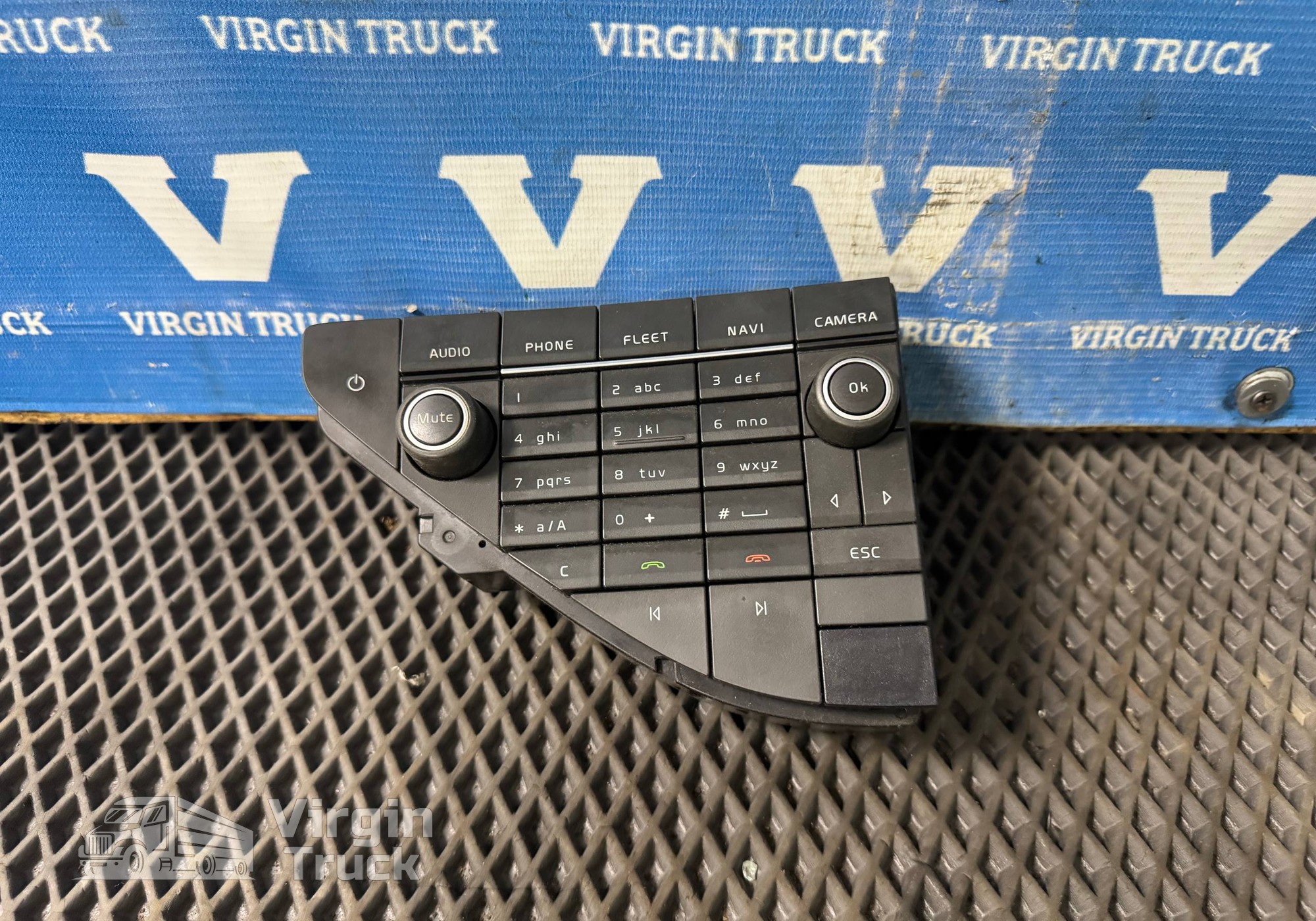 21954988 Панель управления мультимедиа для Volvo FH 4 (с 2012)