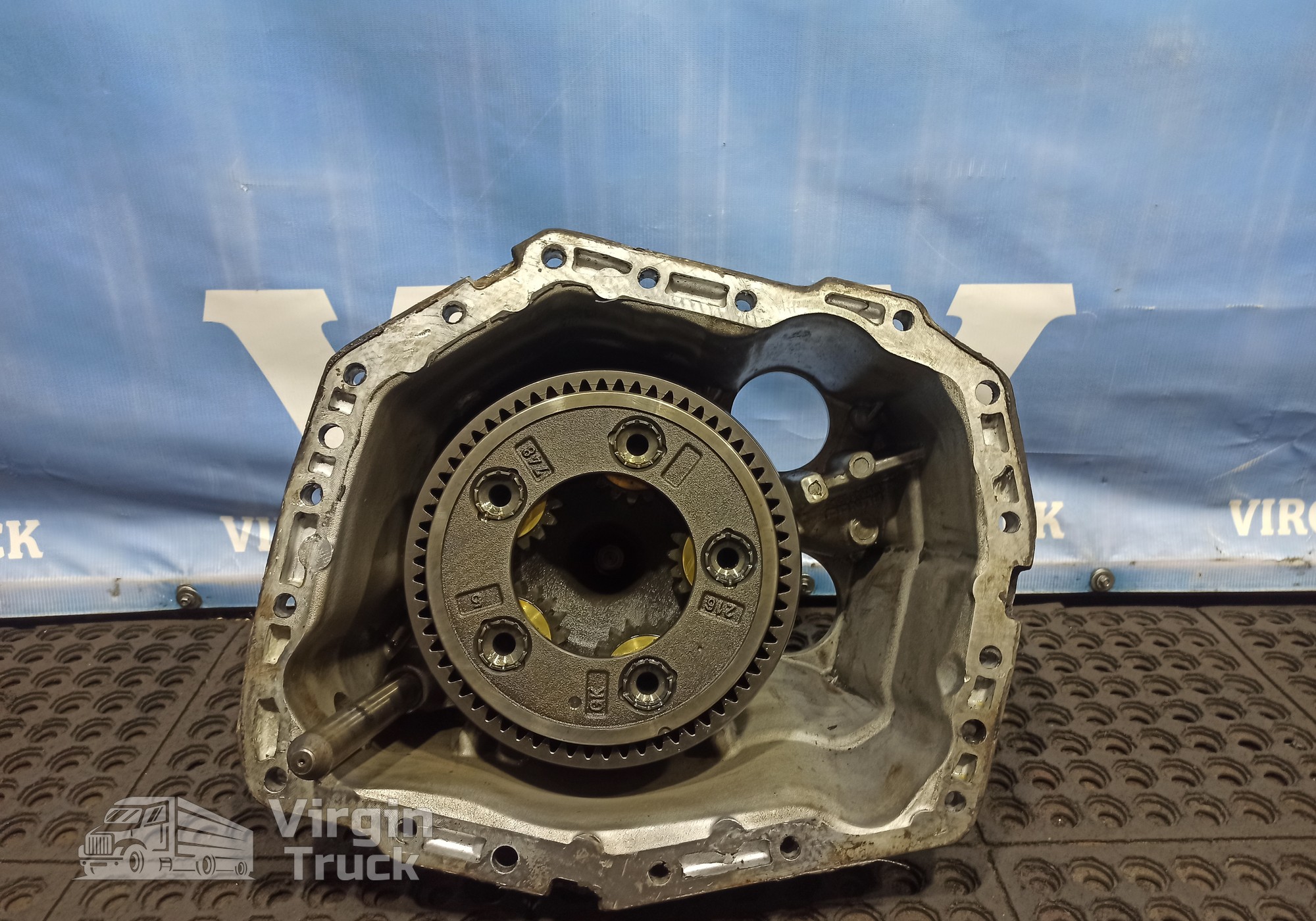 8172577 Корпус КПП задняя часть для Volvo FH