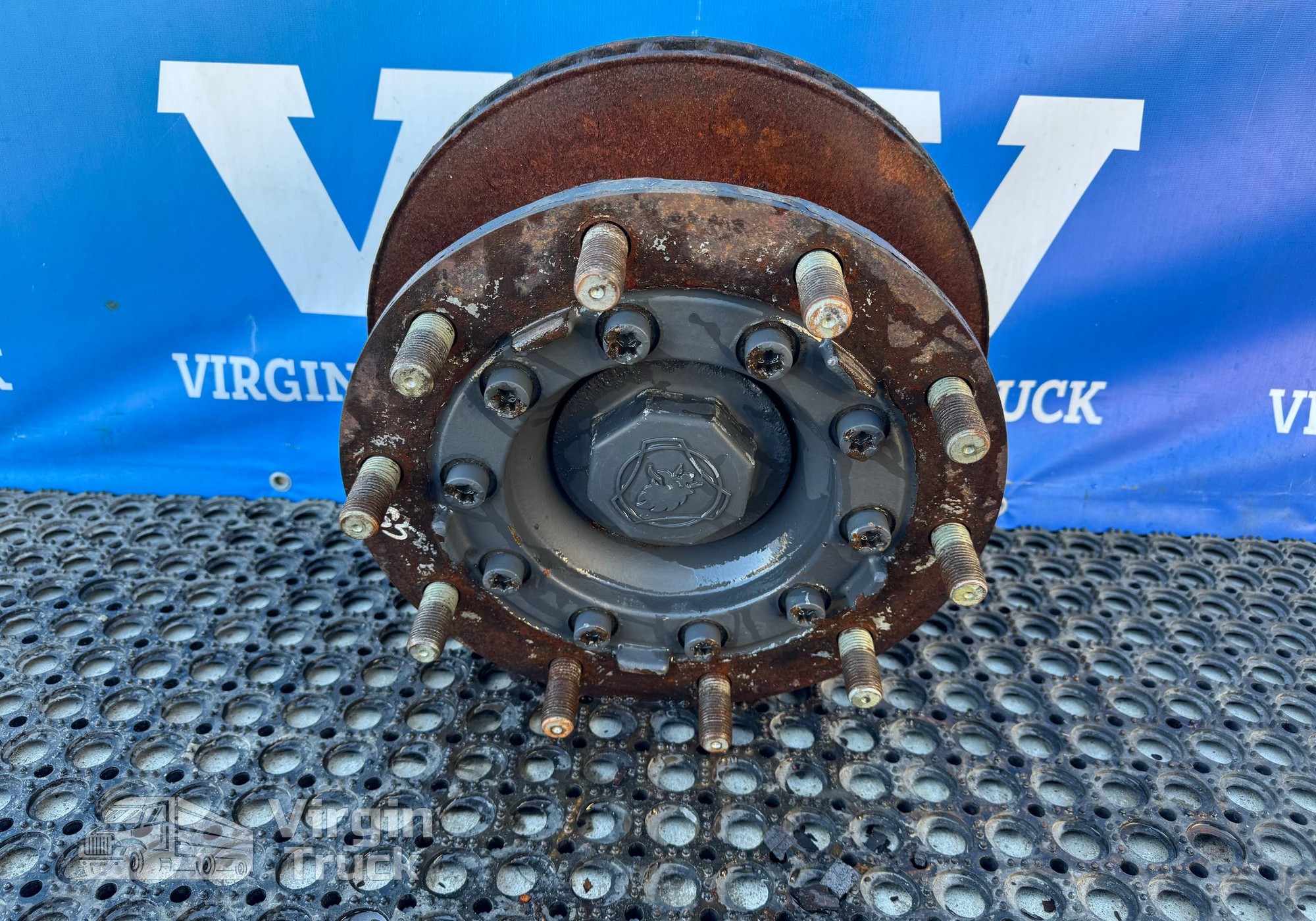 1868663 Ступица передняя 2017г. для Scania