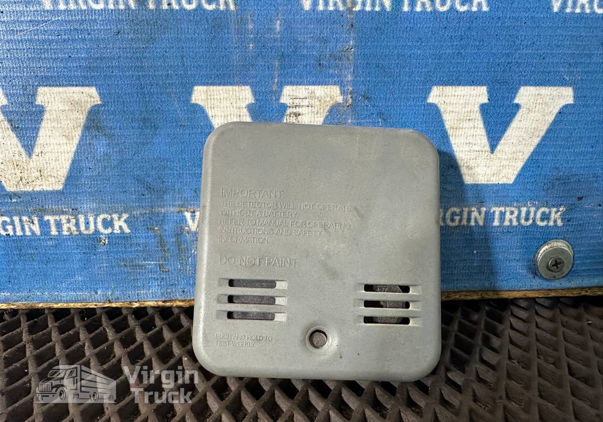 0008226906 Датчик дыма для Mercedes-Benz Actros MP3 (с 2008)