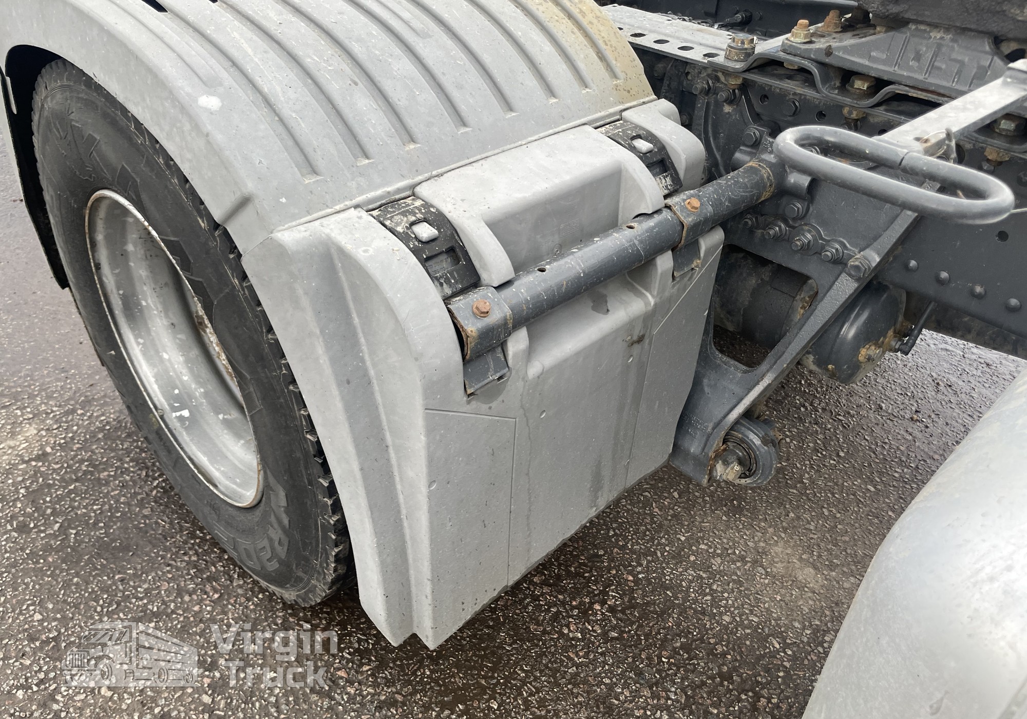 A9305200119 Крыло заднее правое передняя часть для Mercedes-Benz Axor