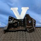 20428256 Крoнштейн пepеднeго бампеpа лeвый для Volvo FM
