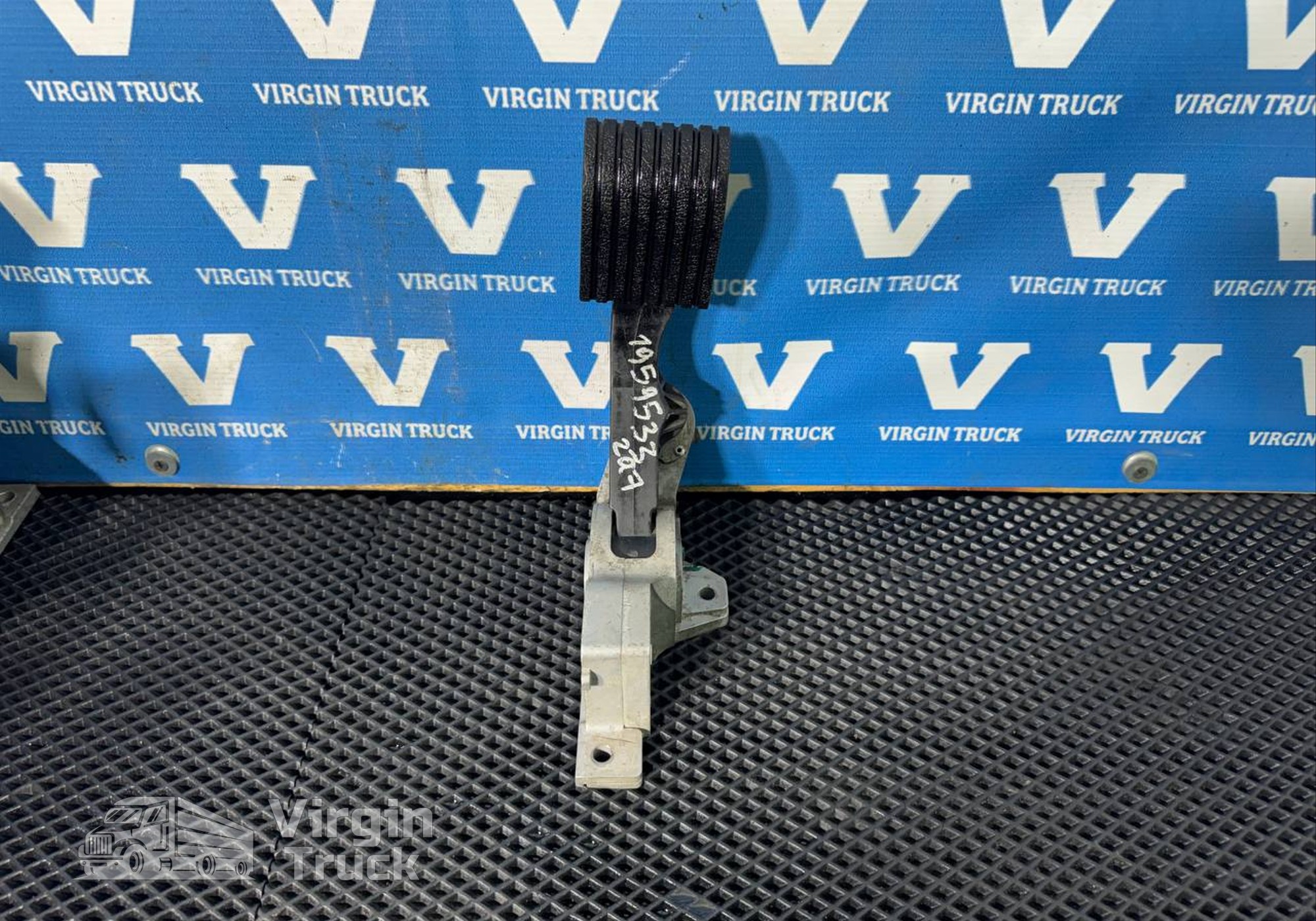 1959534 Педаль газа для Daf 75