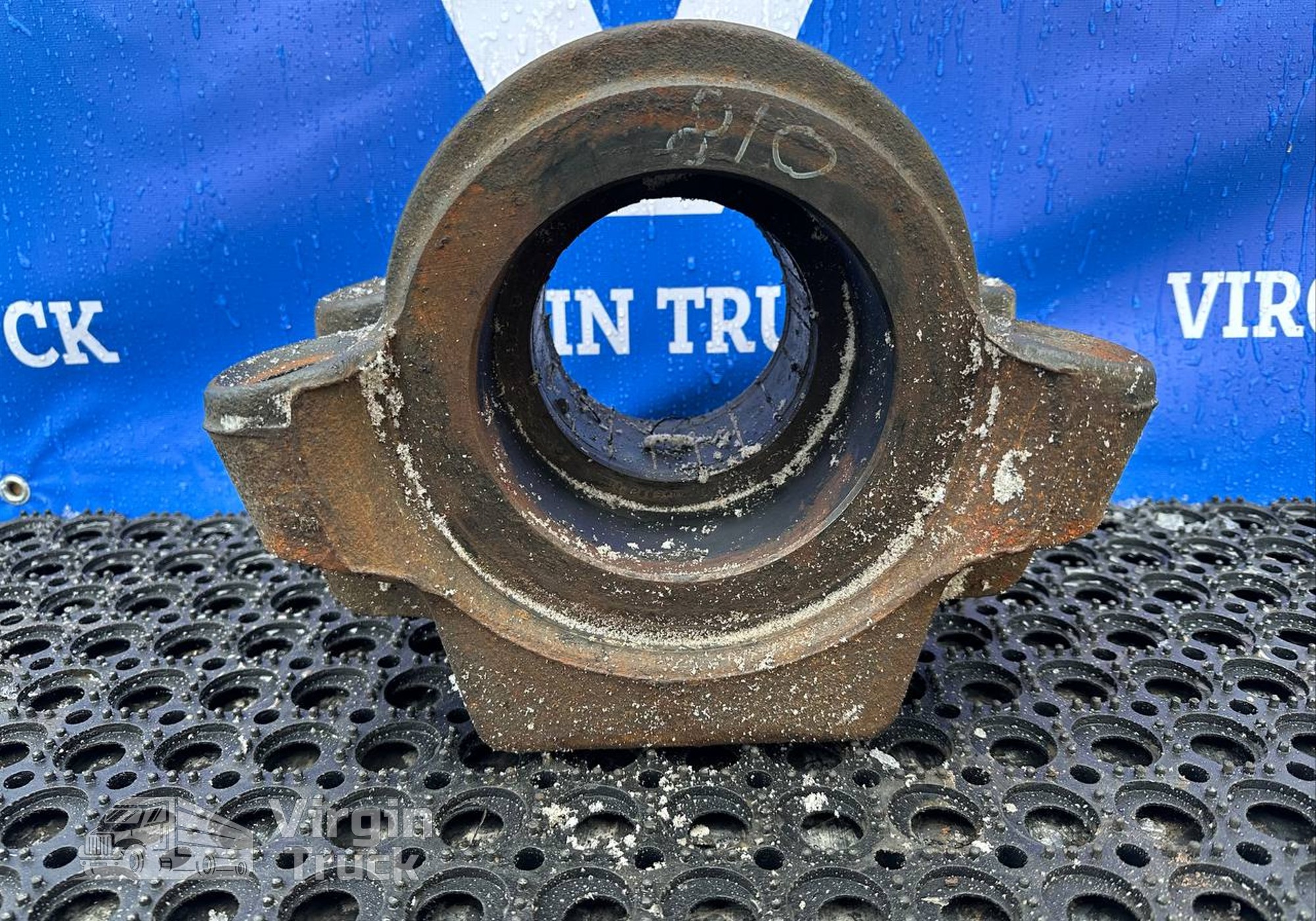 81413503017 Балансир для Man TGA