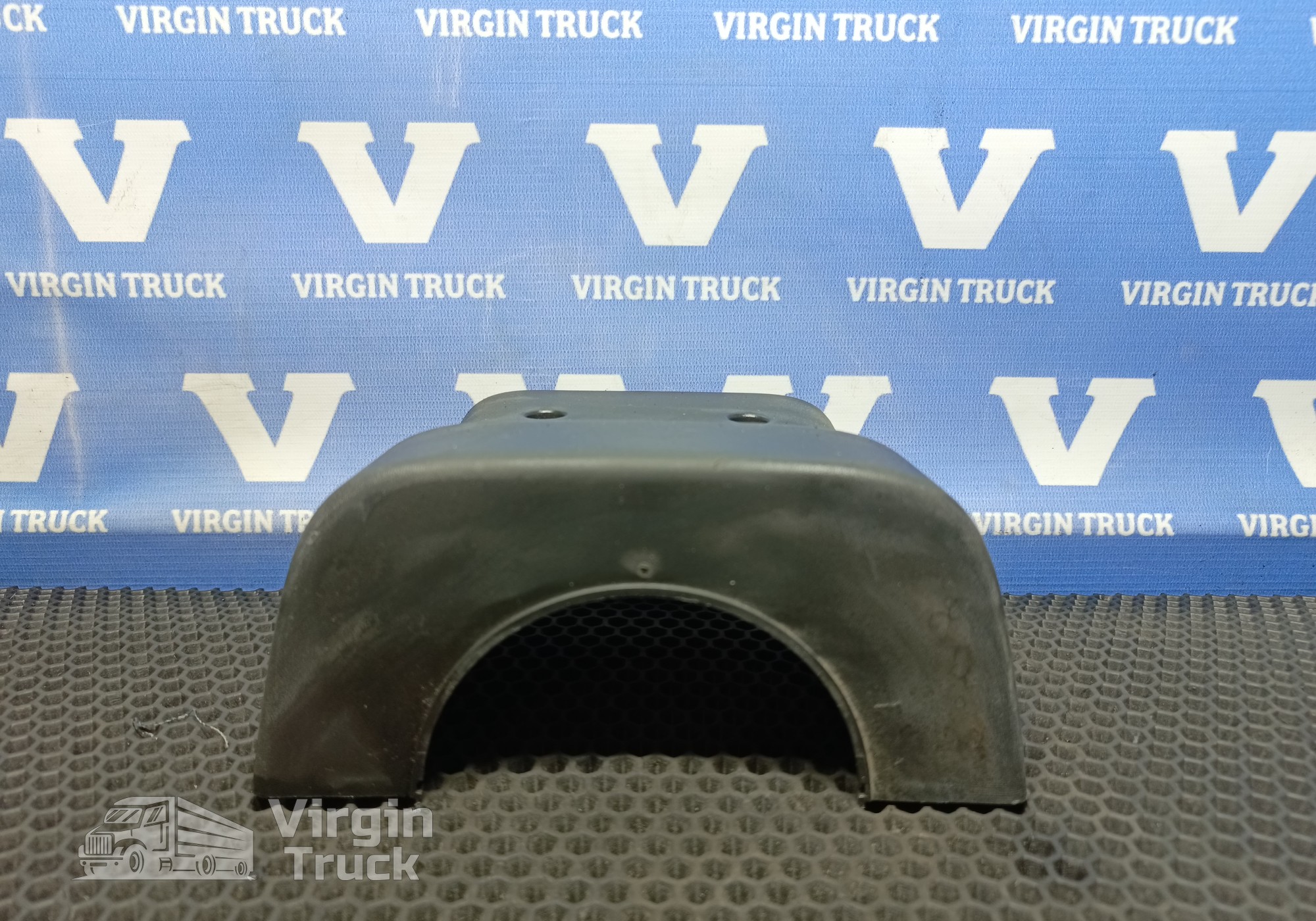 82219172 Кожух колонки рулевой нижний для Volvo FH 4 (с 2012)