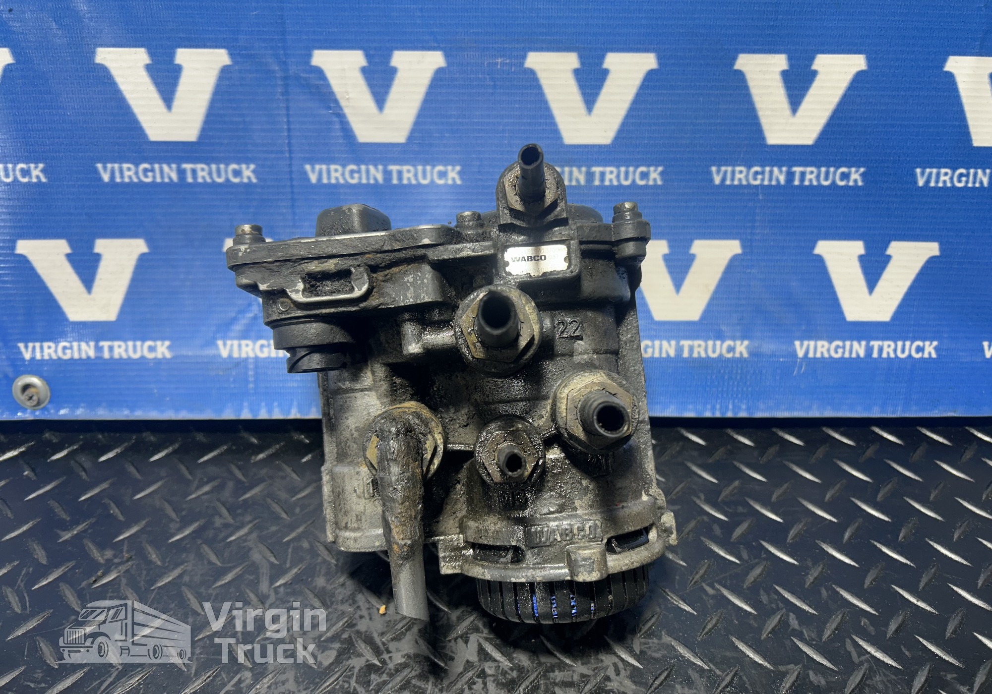 48020400 Кран тормозной для Mercedes-Benz Actros MP3 (с 2008)