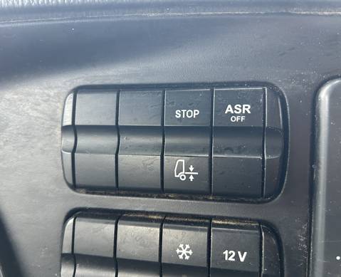 Кнопки разные для Mercedes-Benz Actros MP3 (с 2008)